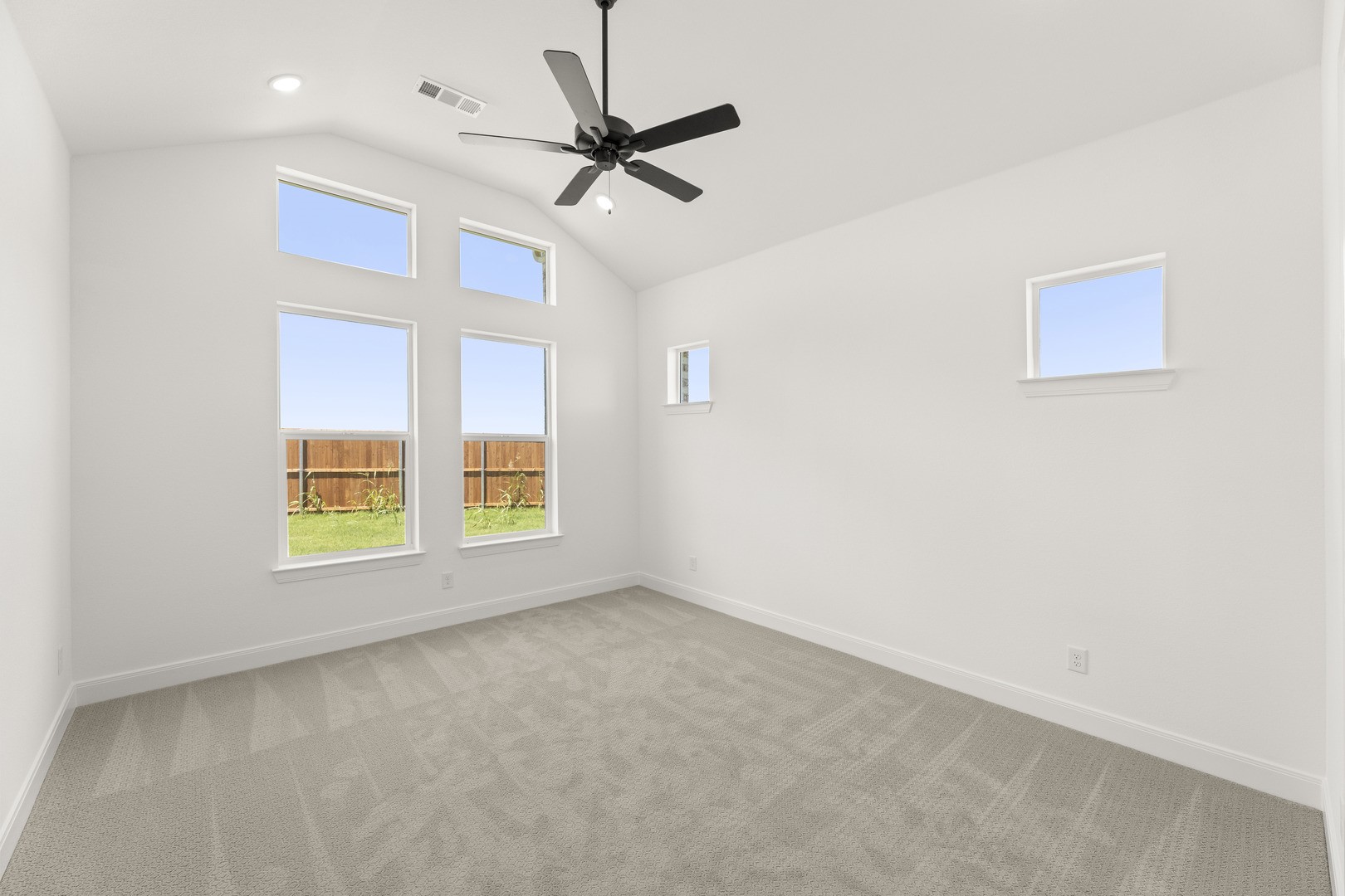 5425 Varian Drive Aubrey TX 76227