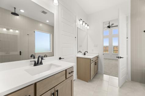 5425 Varian Drive Aubrey TX 76227