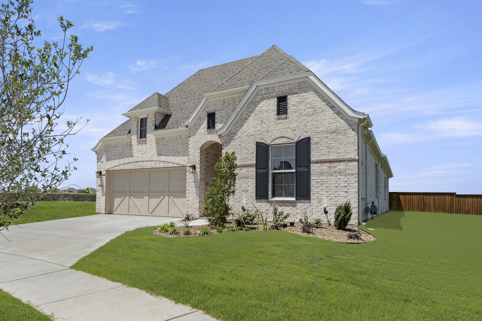 5425 Varian Drive Aubrey TX 76227