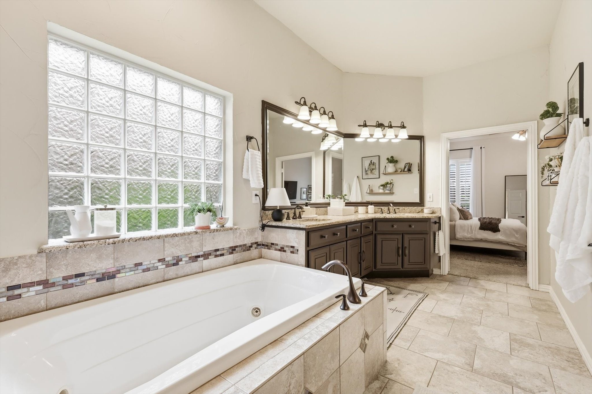 3312 S Riley Court Hurst TX 76054