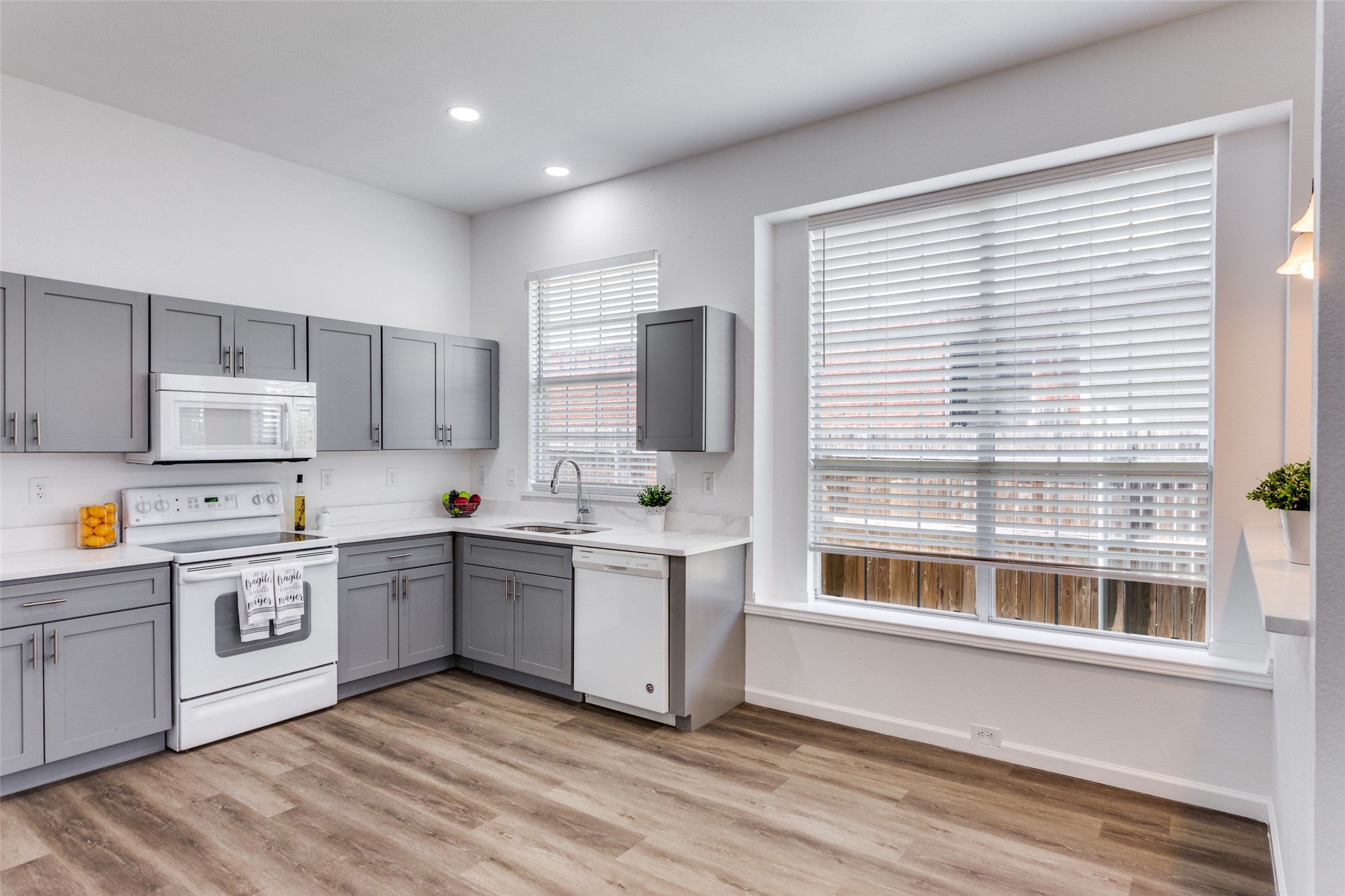 2612 Forest Creek Fort Worth TX 76123