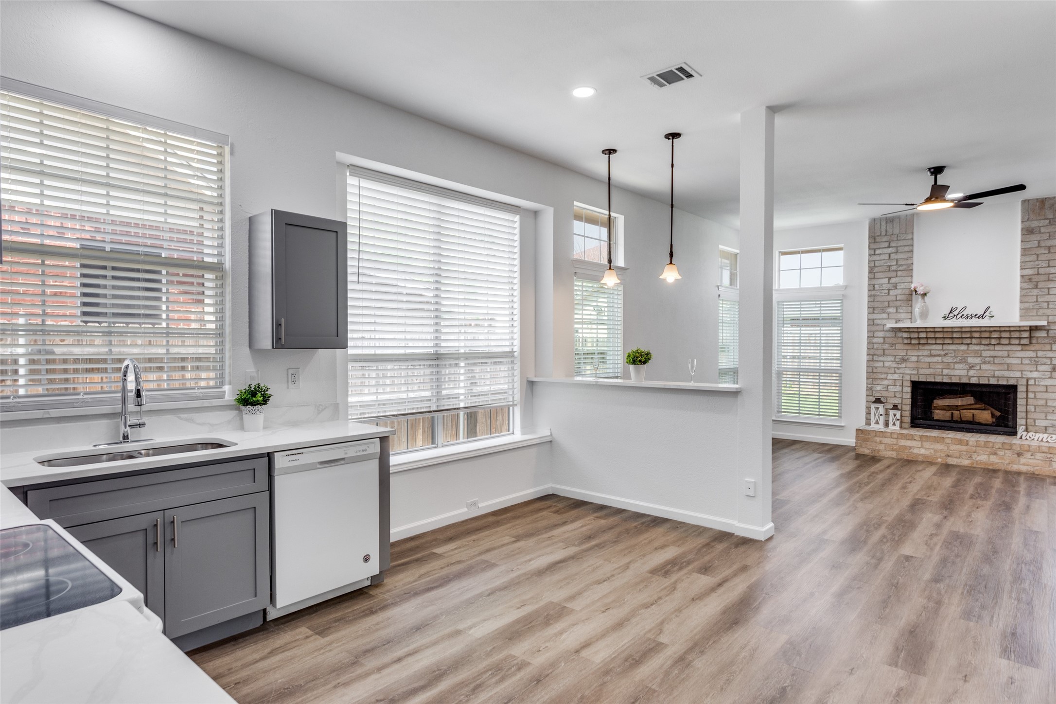 2612 Forest Creek Fort Worth TX 76123