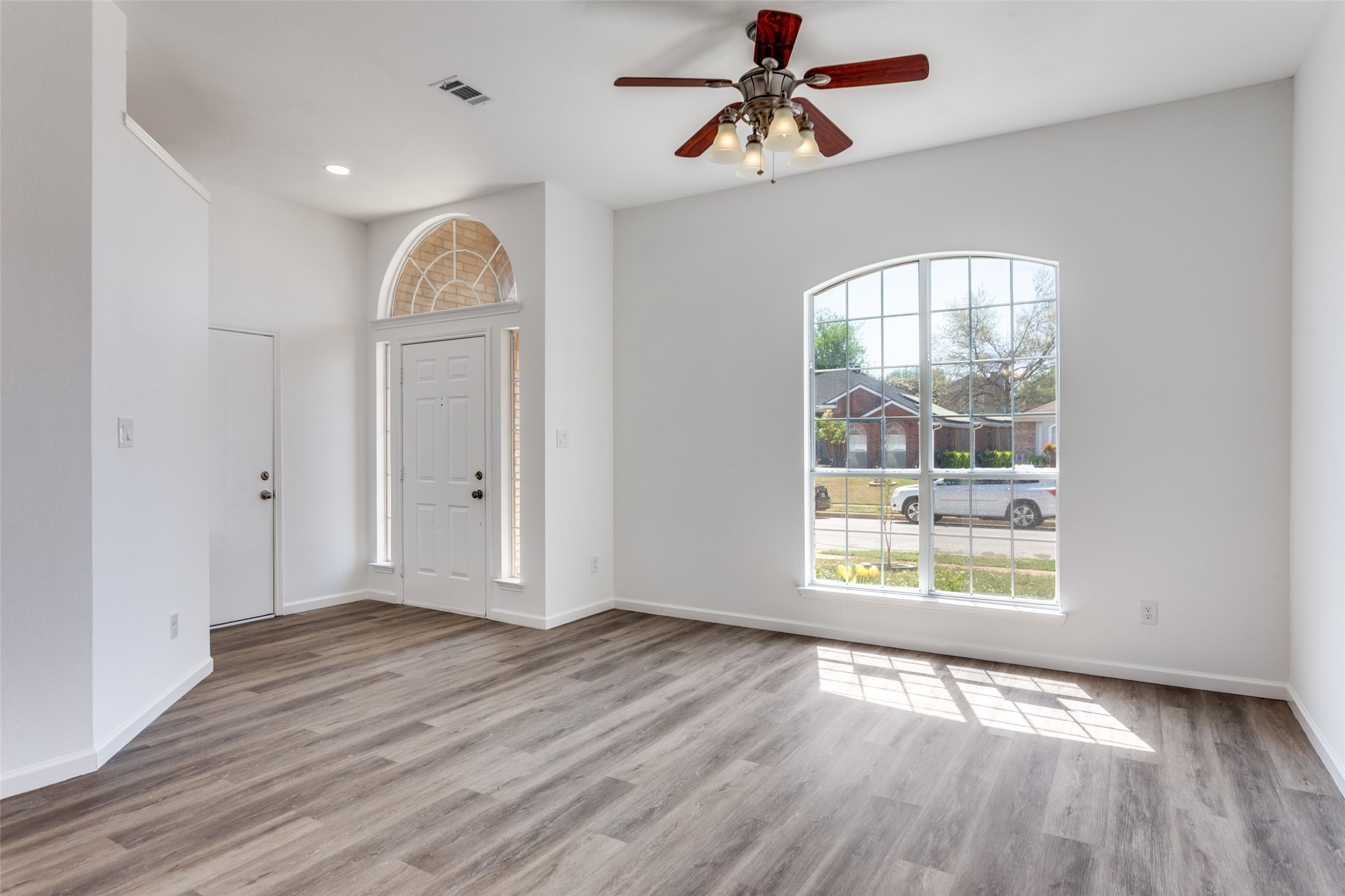 2612 Forest Creek Fort Worth TX 76123