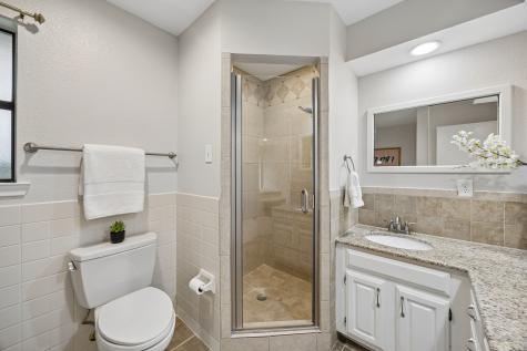 9734 Queenswood Lane Dallas TX 75238