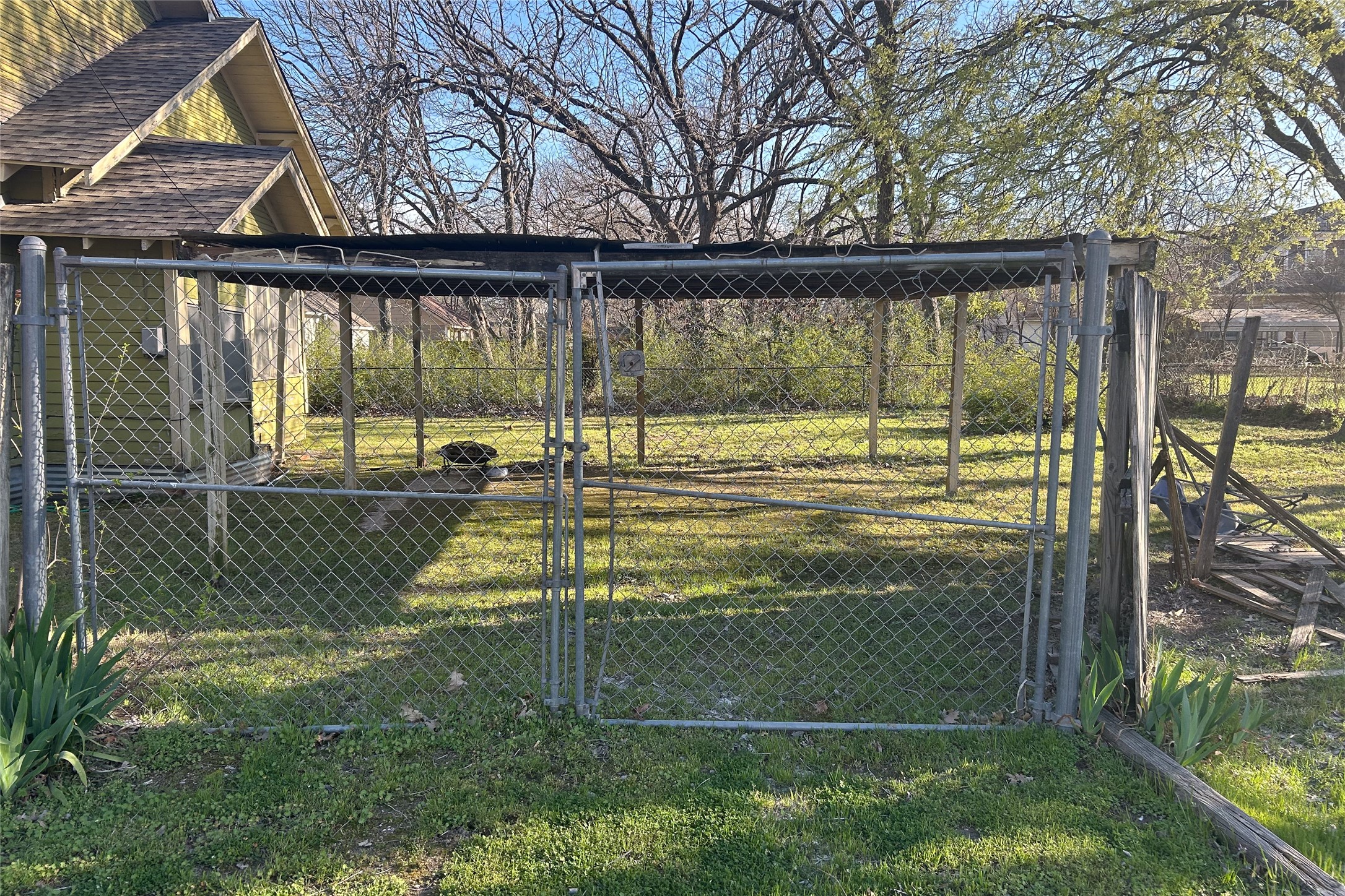 701 S Clements Street Gainesville TX 76240