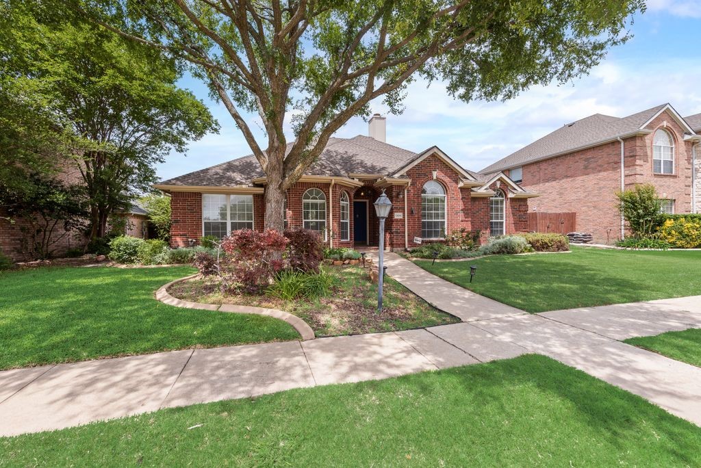 1306 Glendover Drive Allen TX 75013