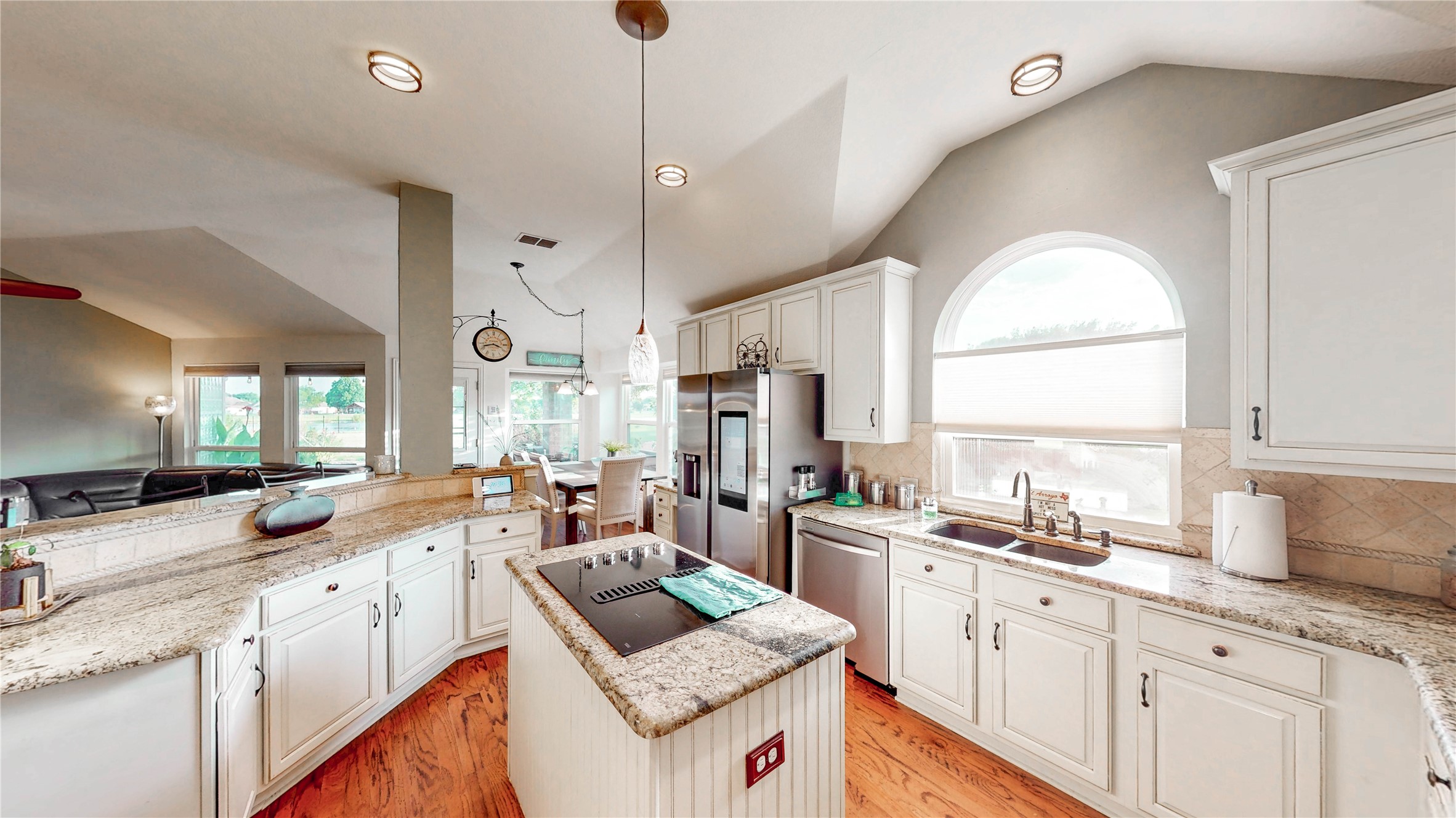 104 Island Circle Shady Shores TX 76208