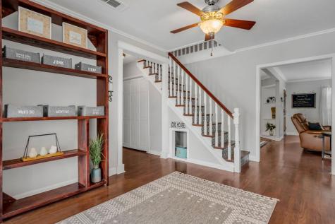 2240 Lawndale Drive Dallas TX 75211