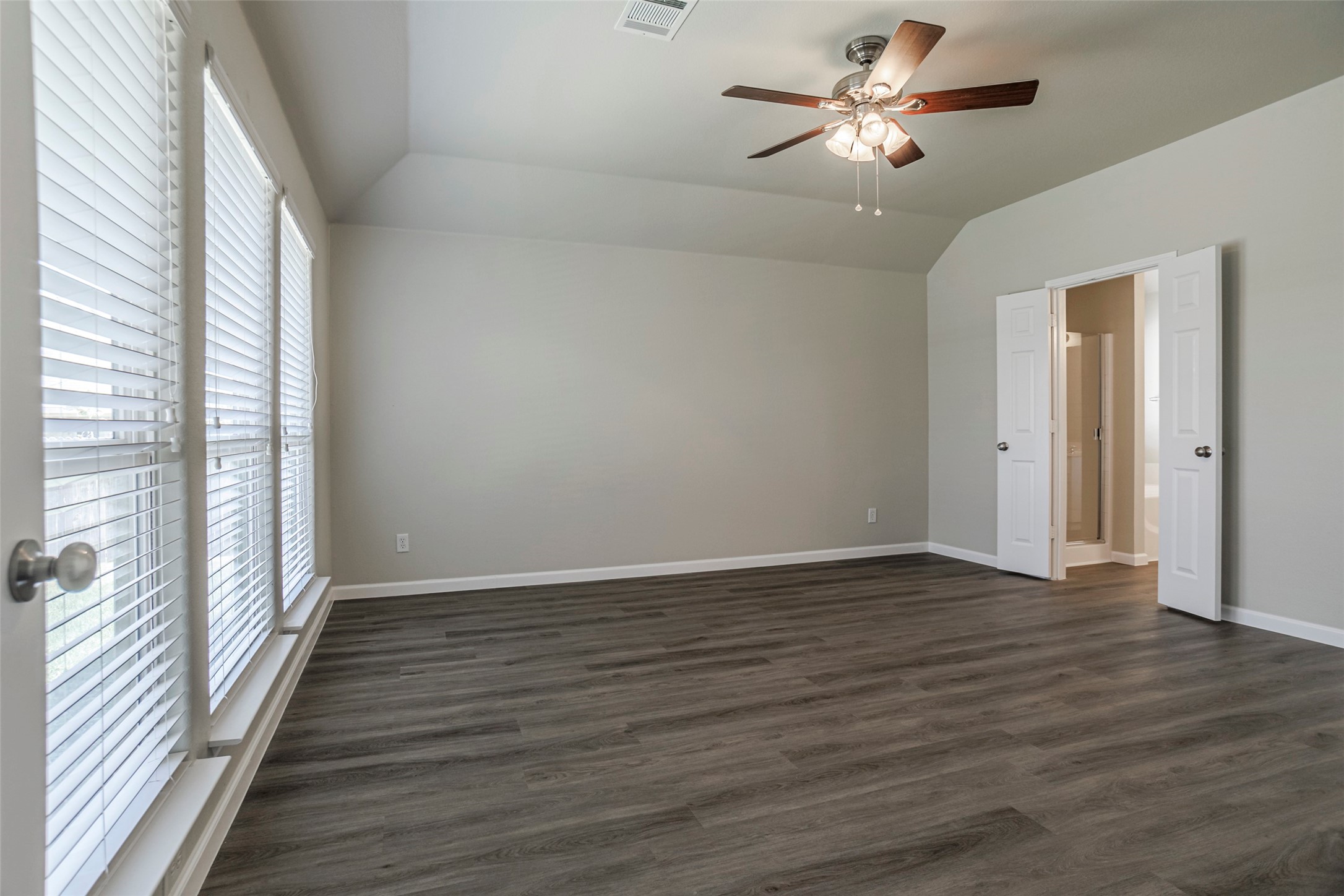 1521 Wickham Drive Burleson TX 76028