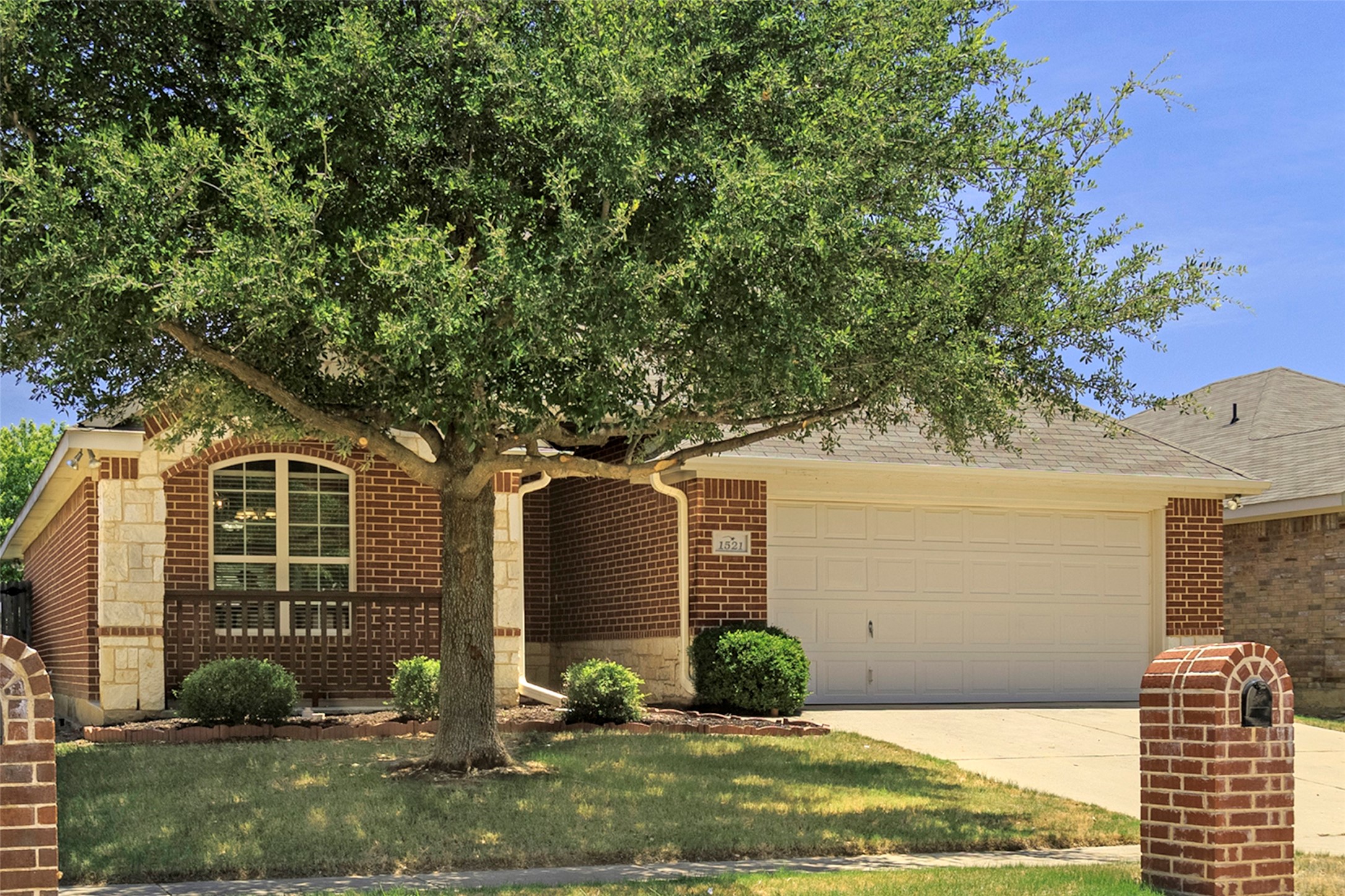 1521 Wickham Drive Burleson TX 76028