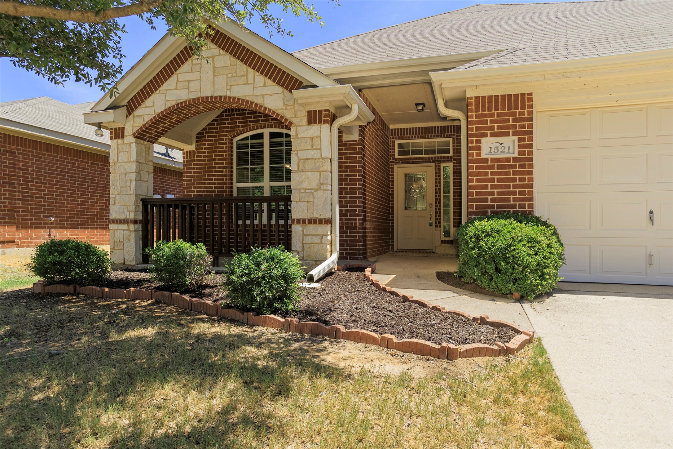 1521 Wickham Drive Burleson TX 76028