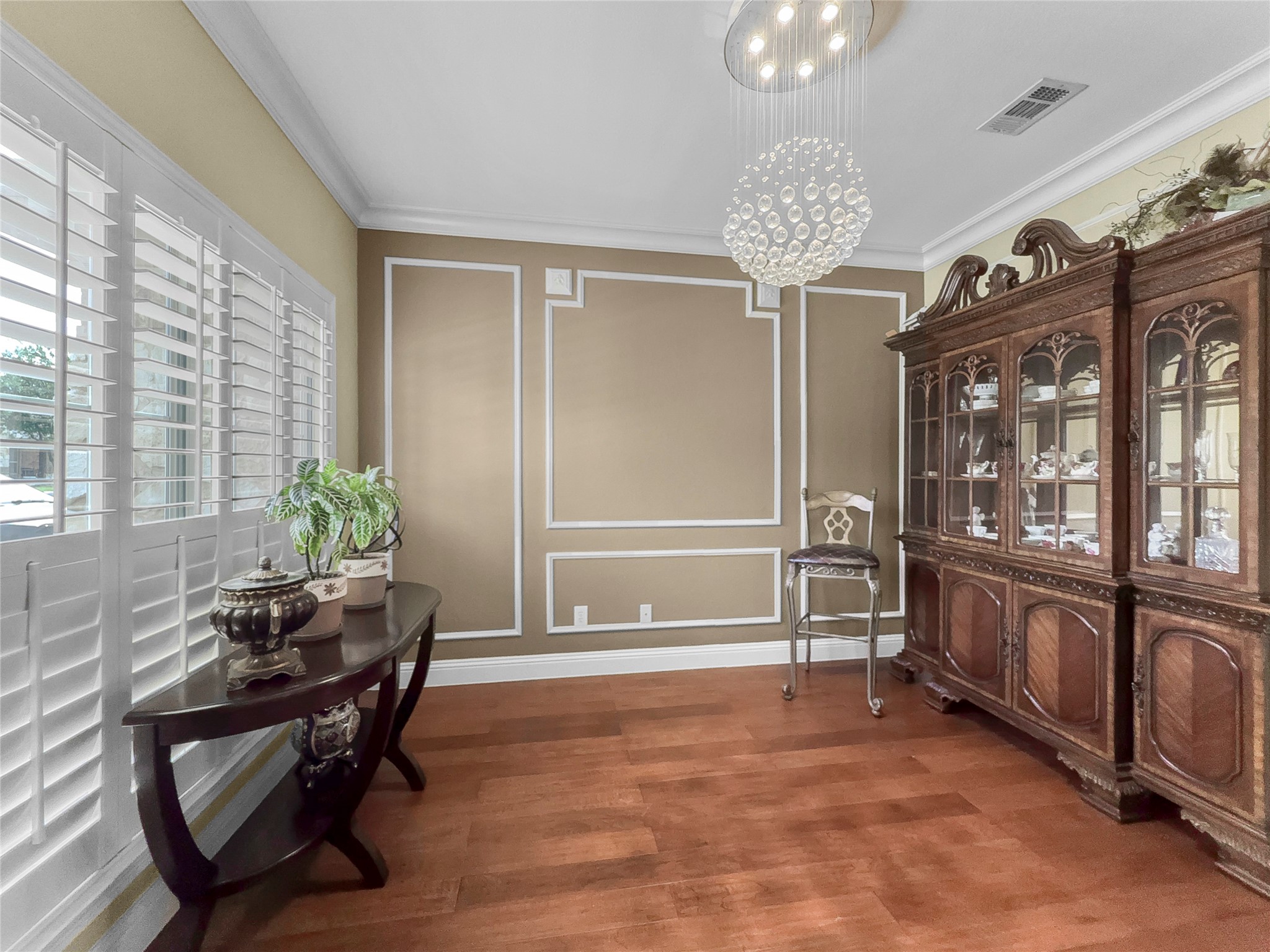 6951 Sea Harbor Drive Grand Prairie TX 75054