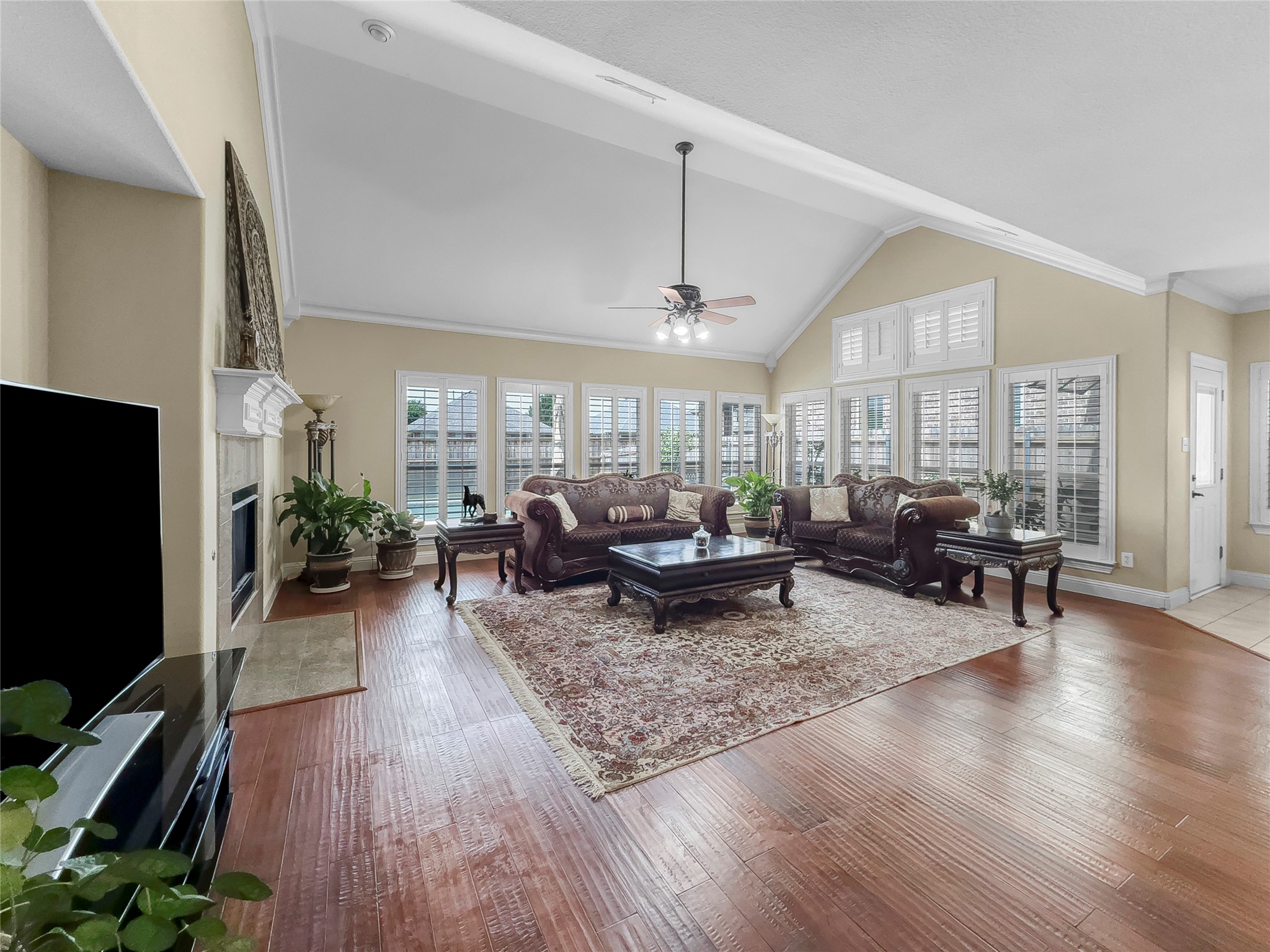 6951 Sea Harbor Drive Grand Prairie TX 75054