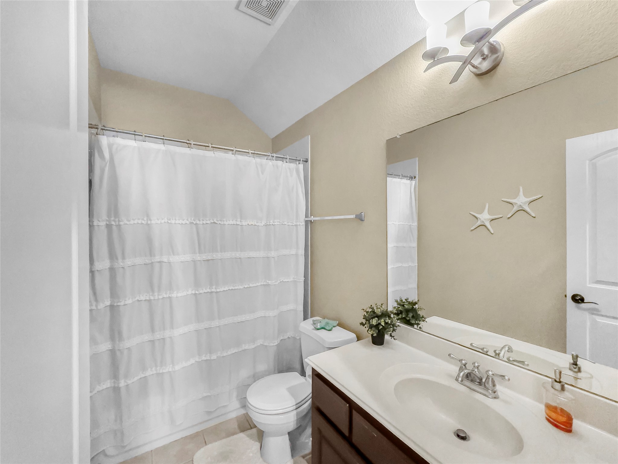 6951 Sea Harbor Drive Grand Prairie TX 75054