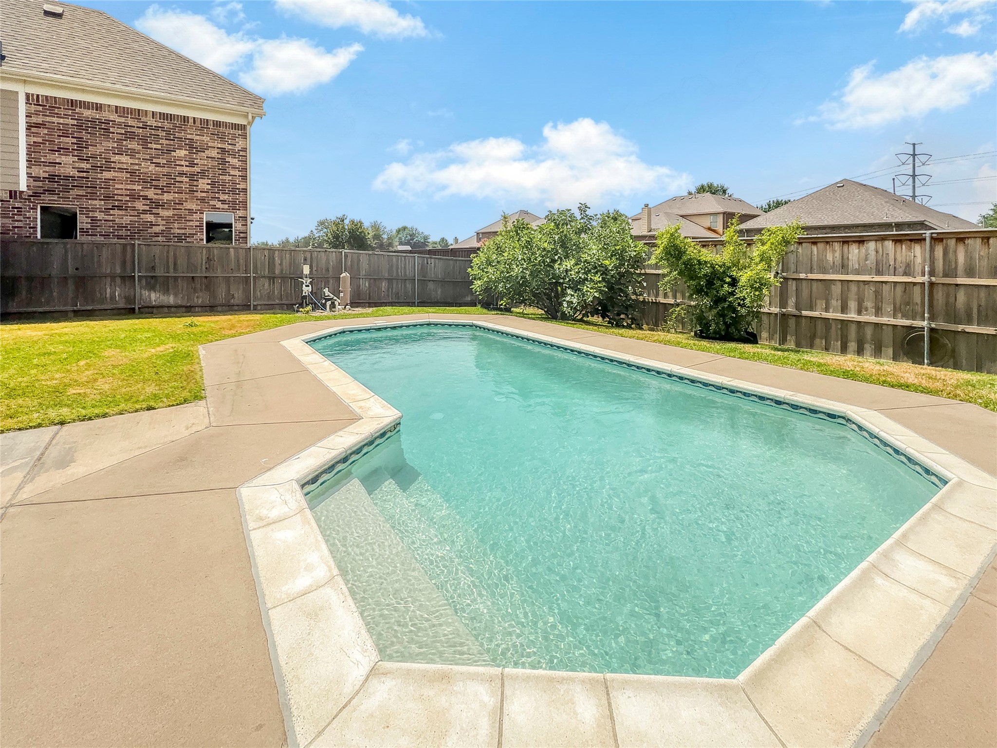 6951 Sea Harbor Drive Grand Prairie TX 75054