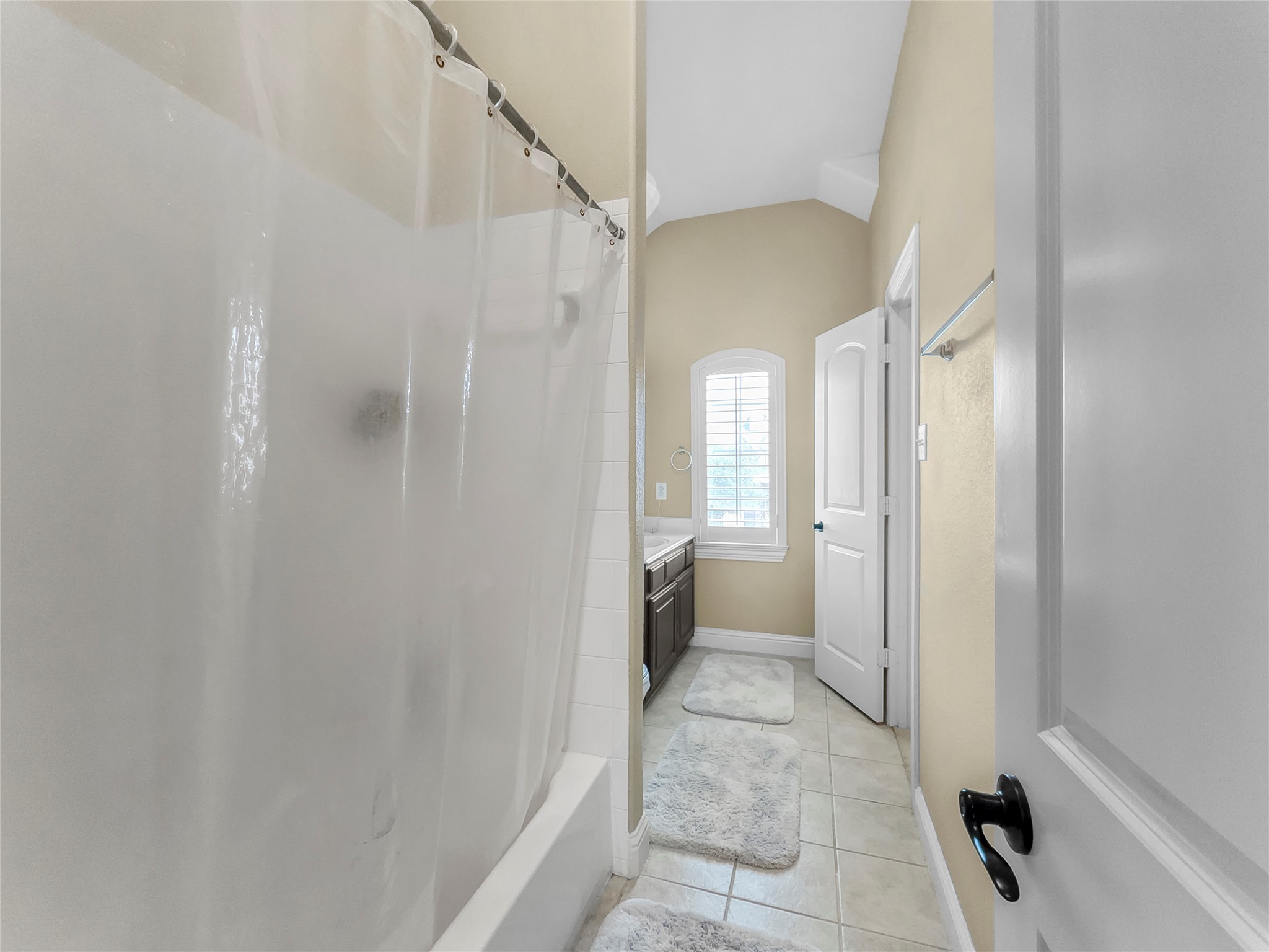 6951 Sea Harbor Drive Grand Prairie TX 75054