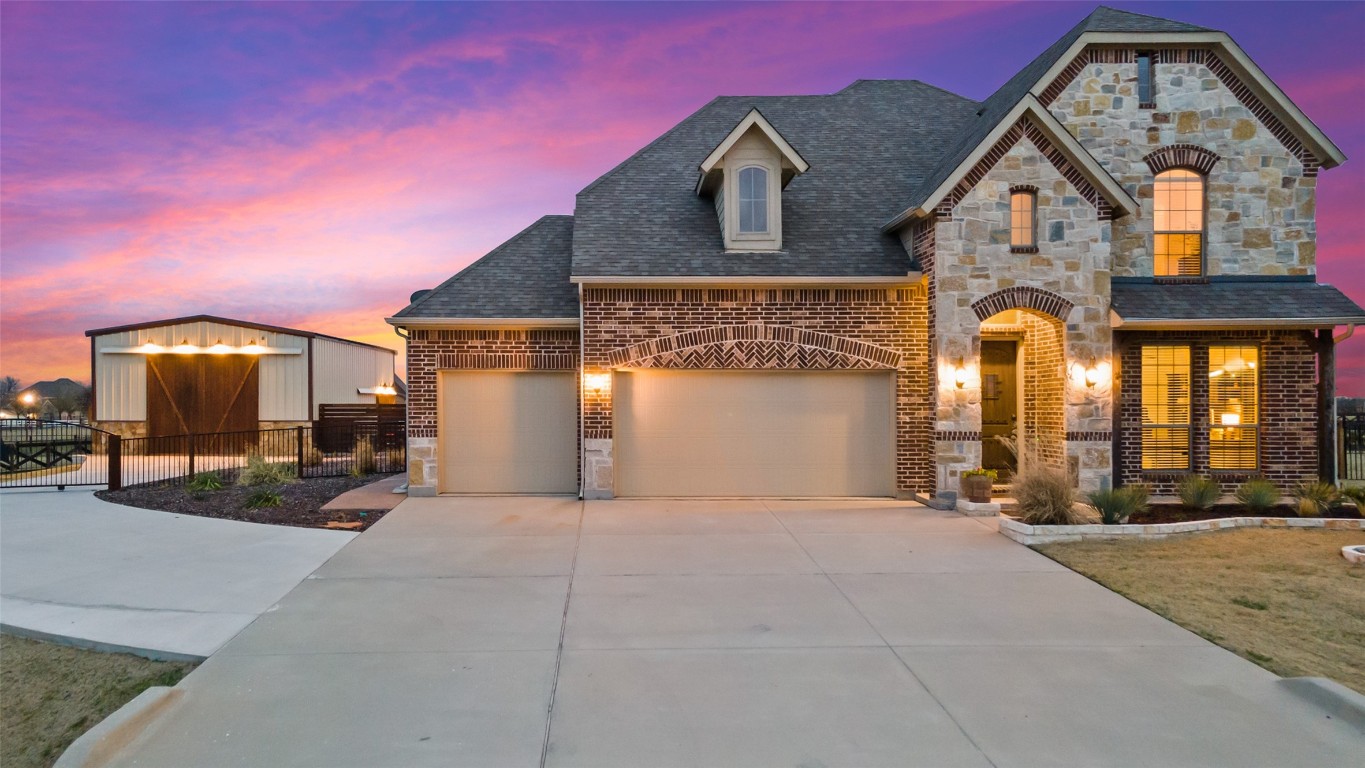 305 Crystal Creek Lane Mckinney TX 75071