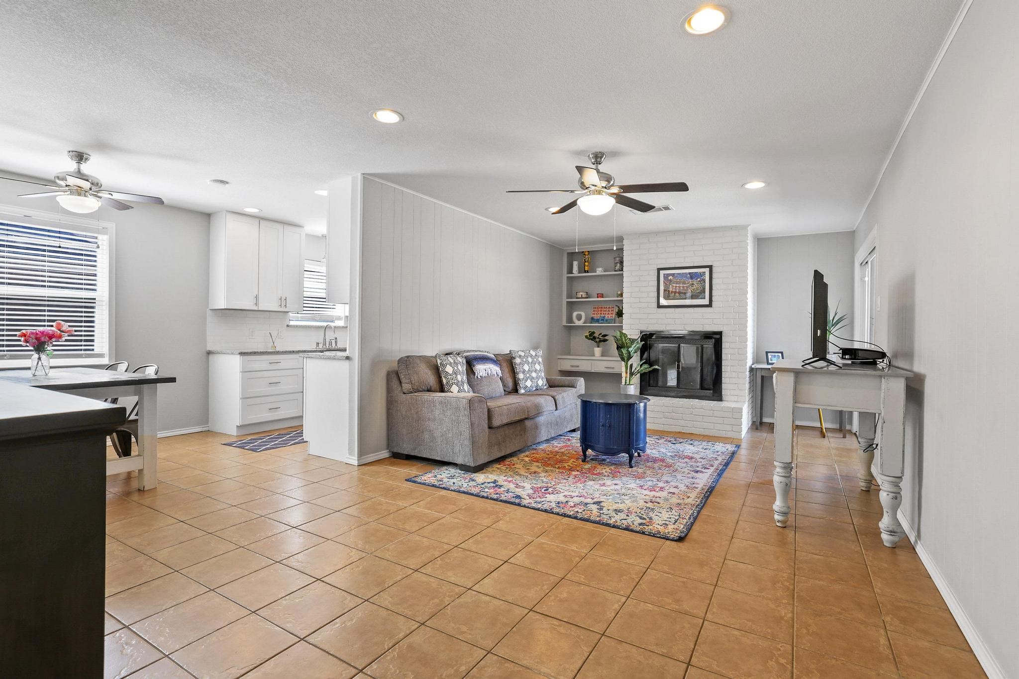 10621 Mapleridge Drive Dallas TX 75238