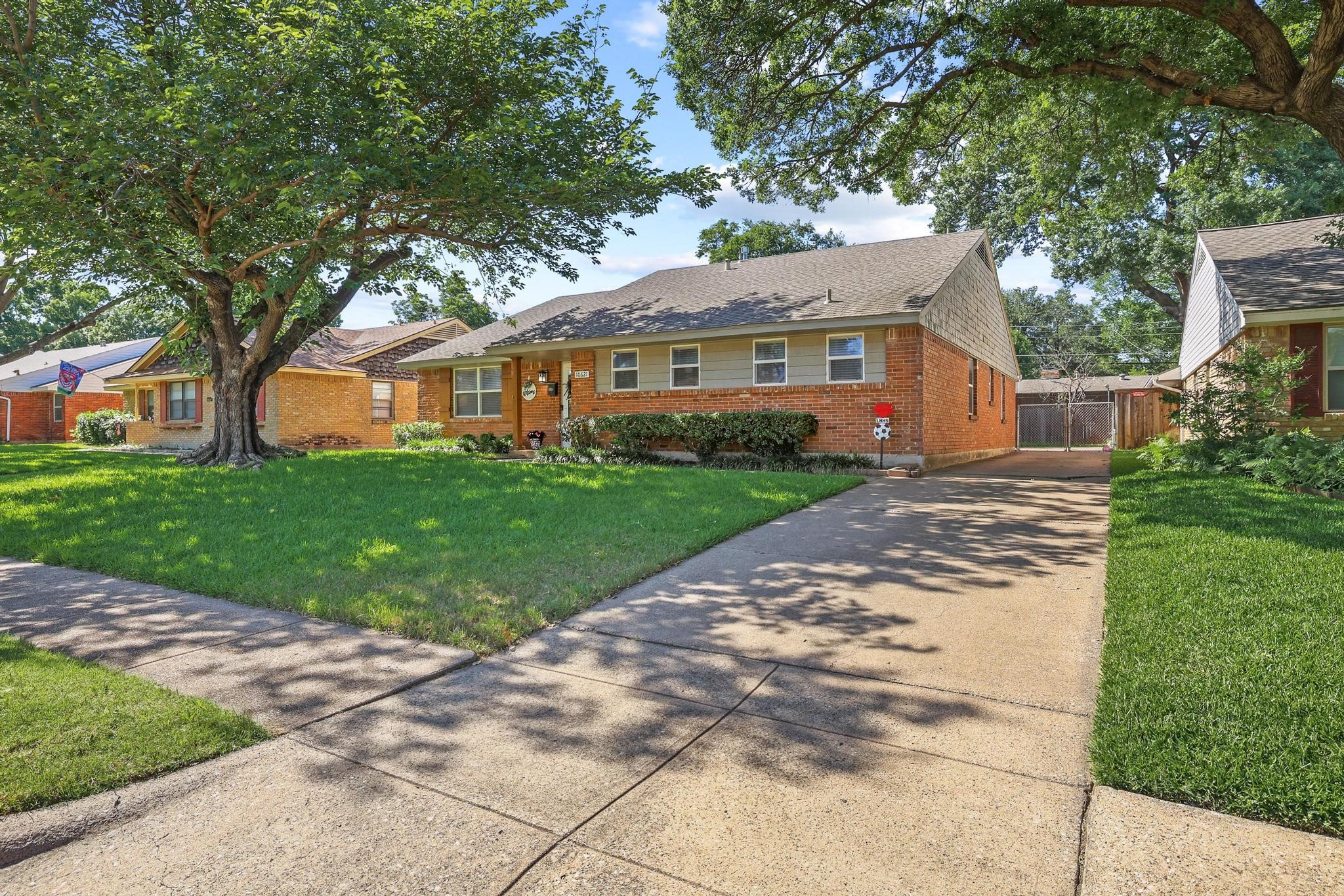 10621 Mapleridge Drive Dallas TX 75238