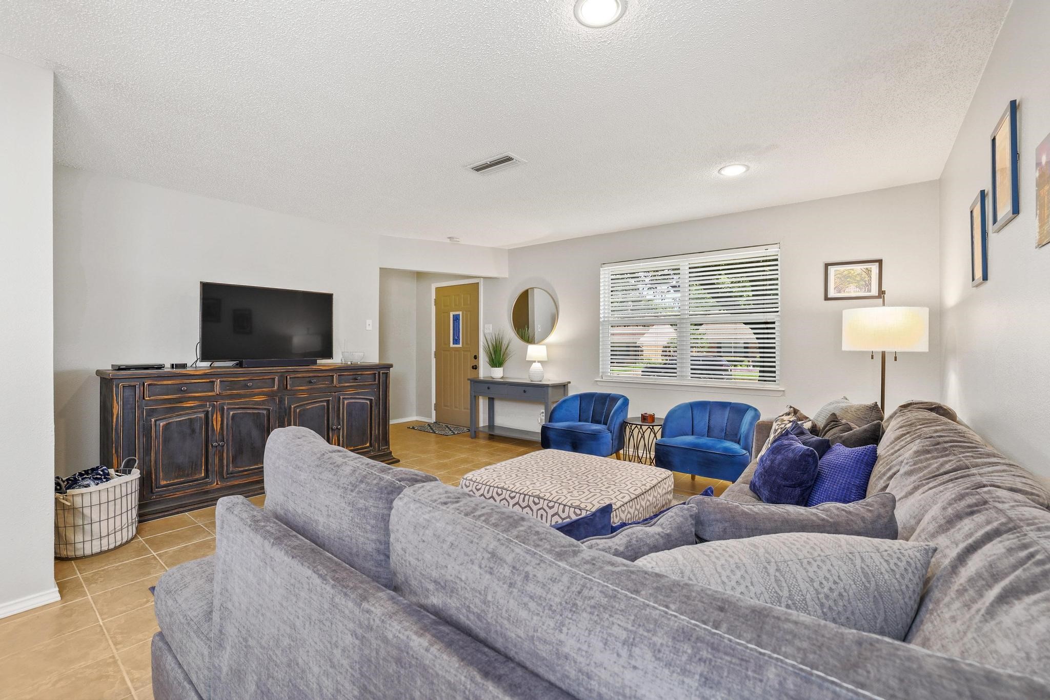 10621 Mapleridge Drive Dallas TX 75238