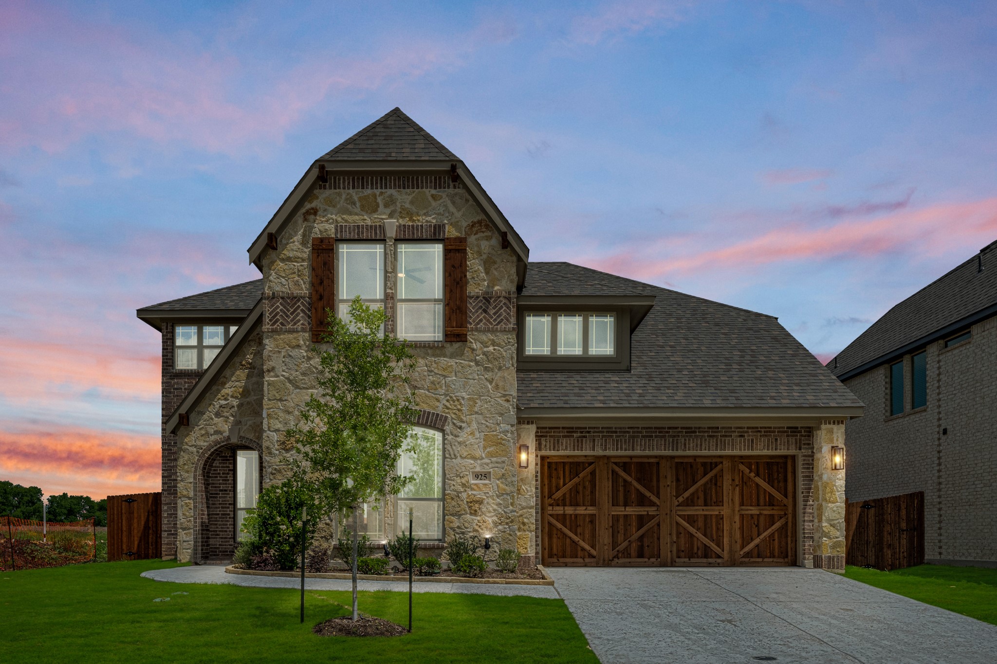 925 Cannes Drive Red Oak TX 75154