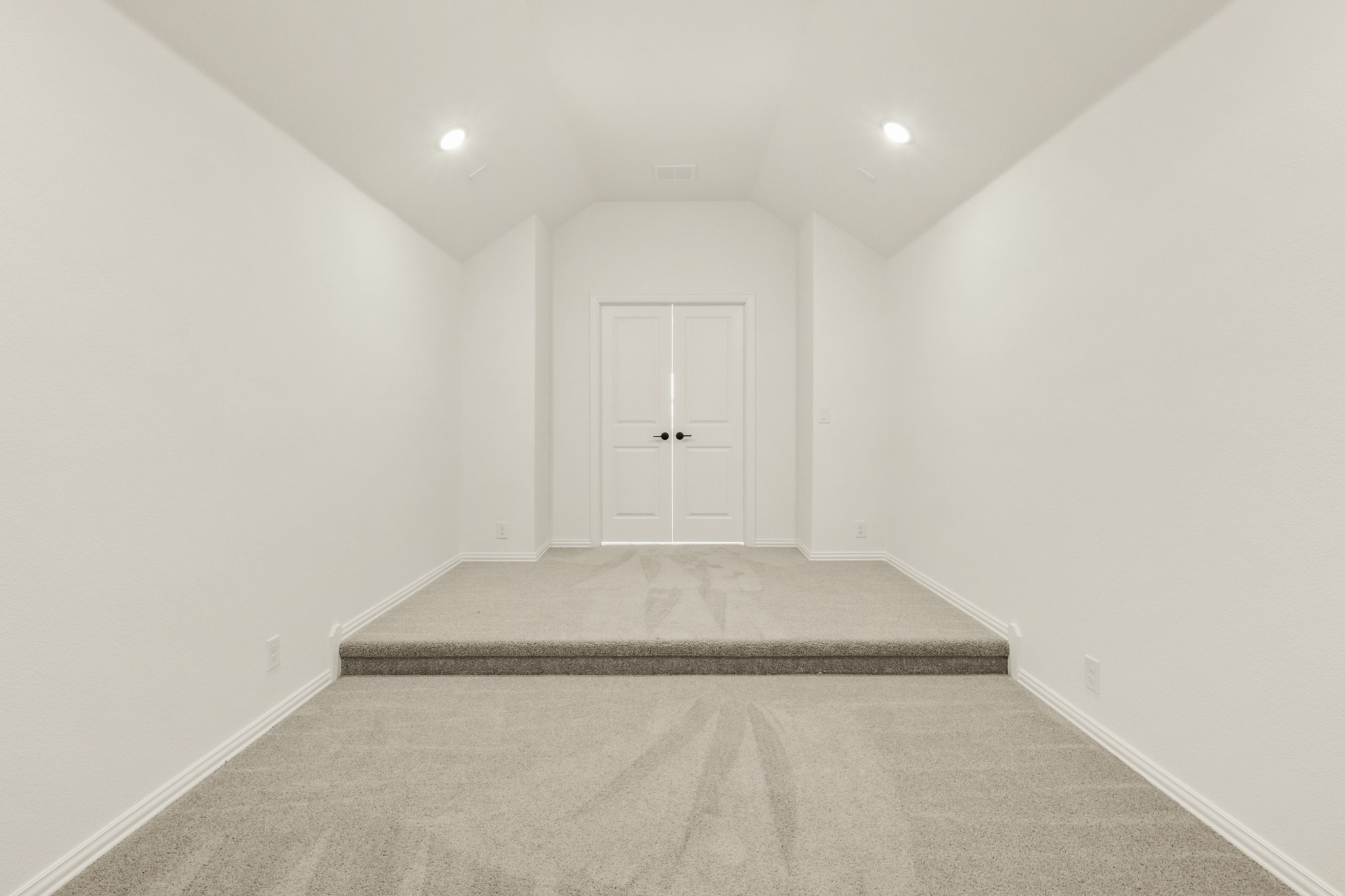 925 Cannes Drive Red Oak TX 75154