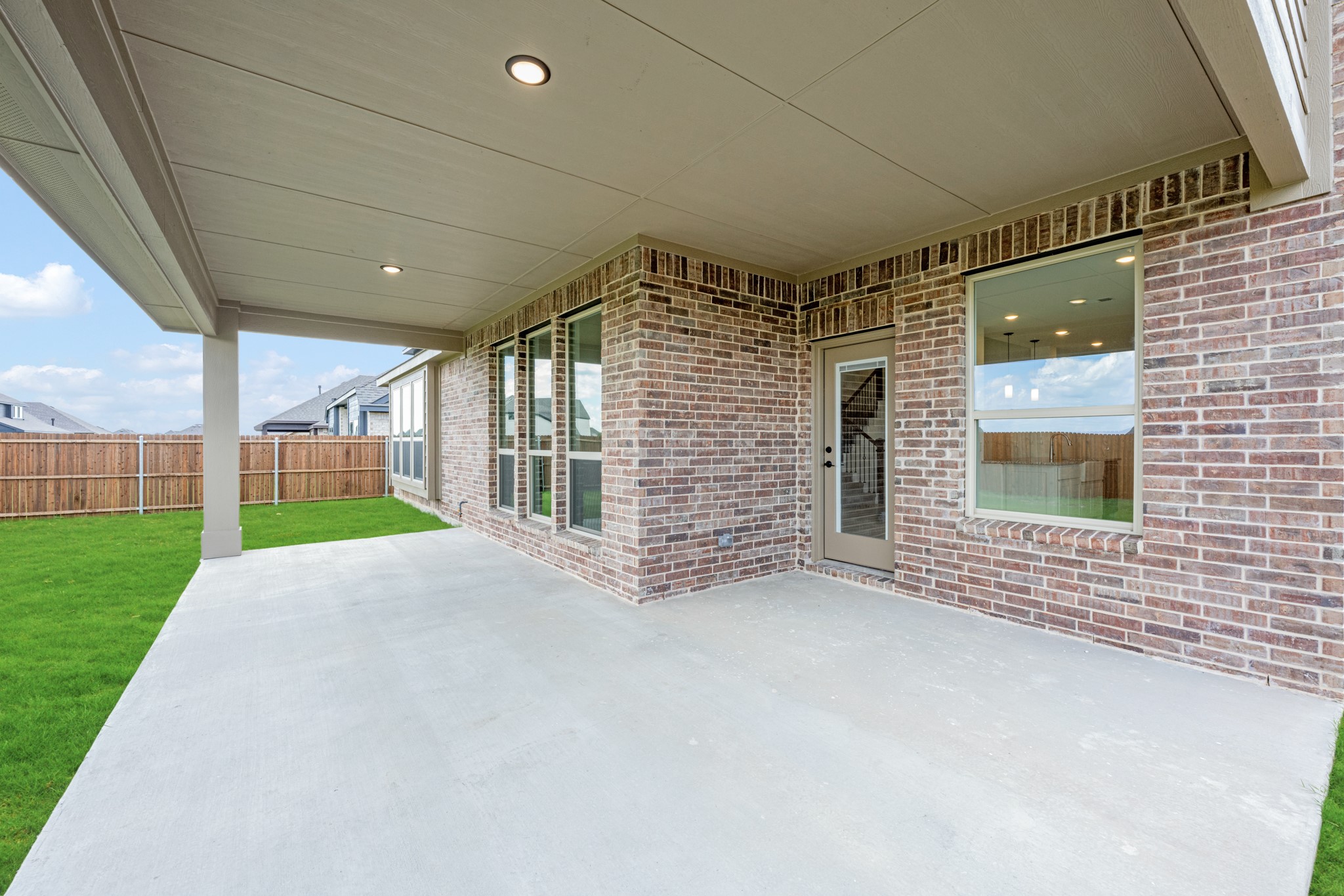 925 Cannes Drive Red Oak TX 75154