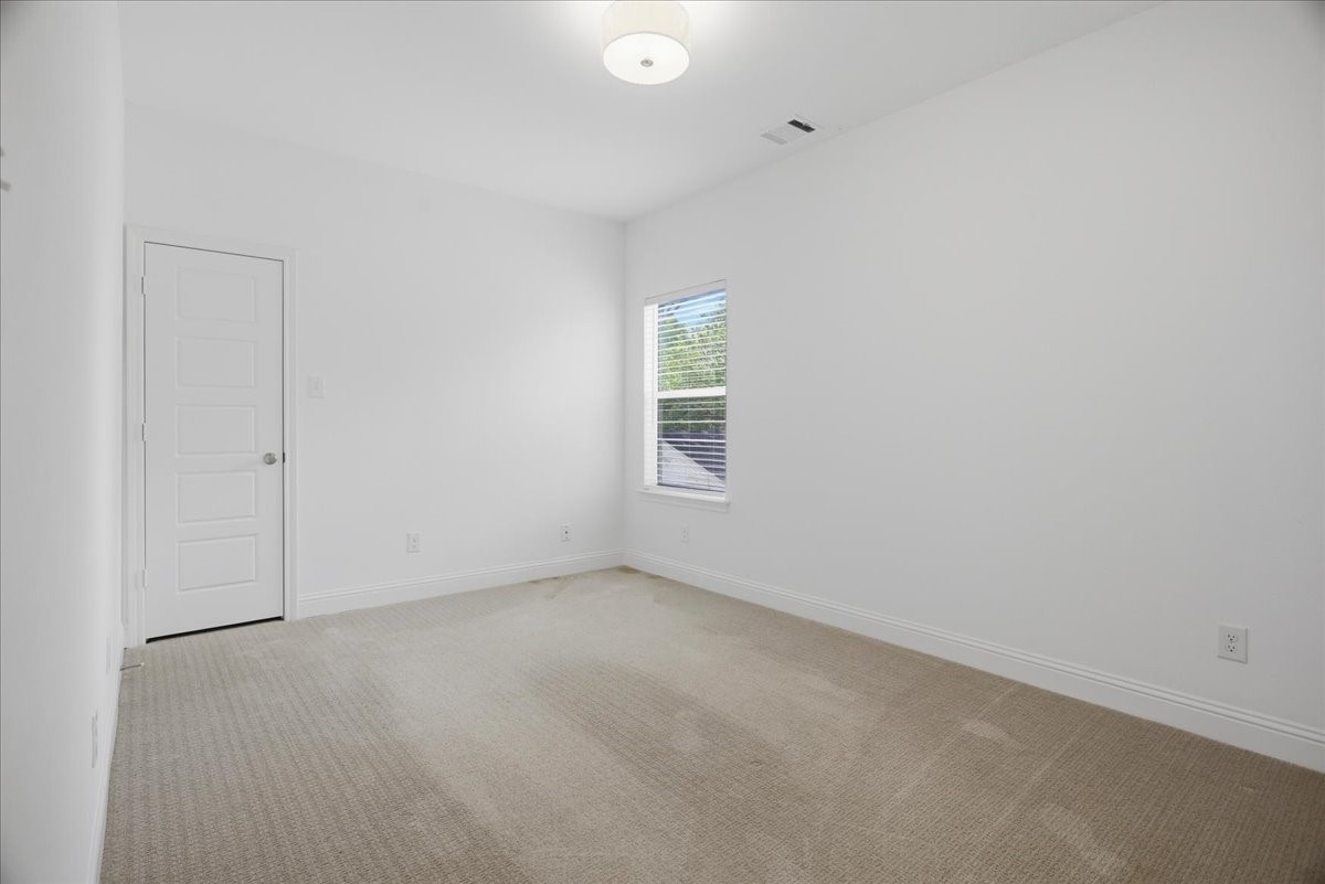 228 Sunset Lane Fort Worth TX 76114