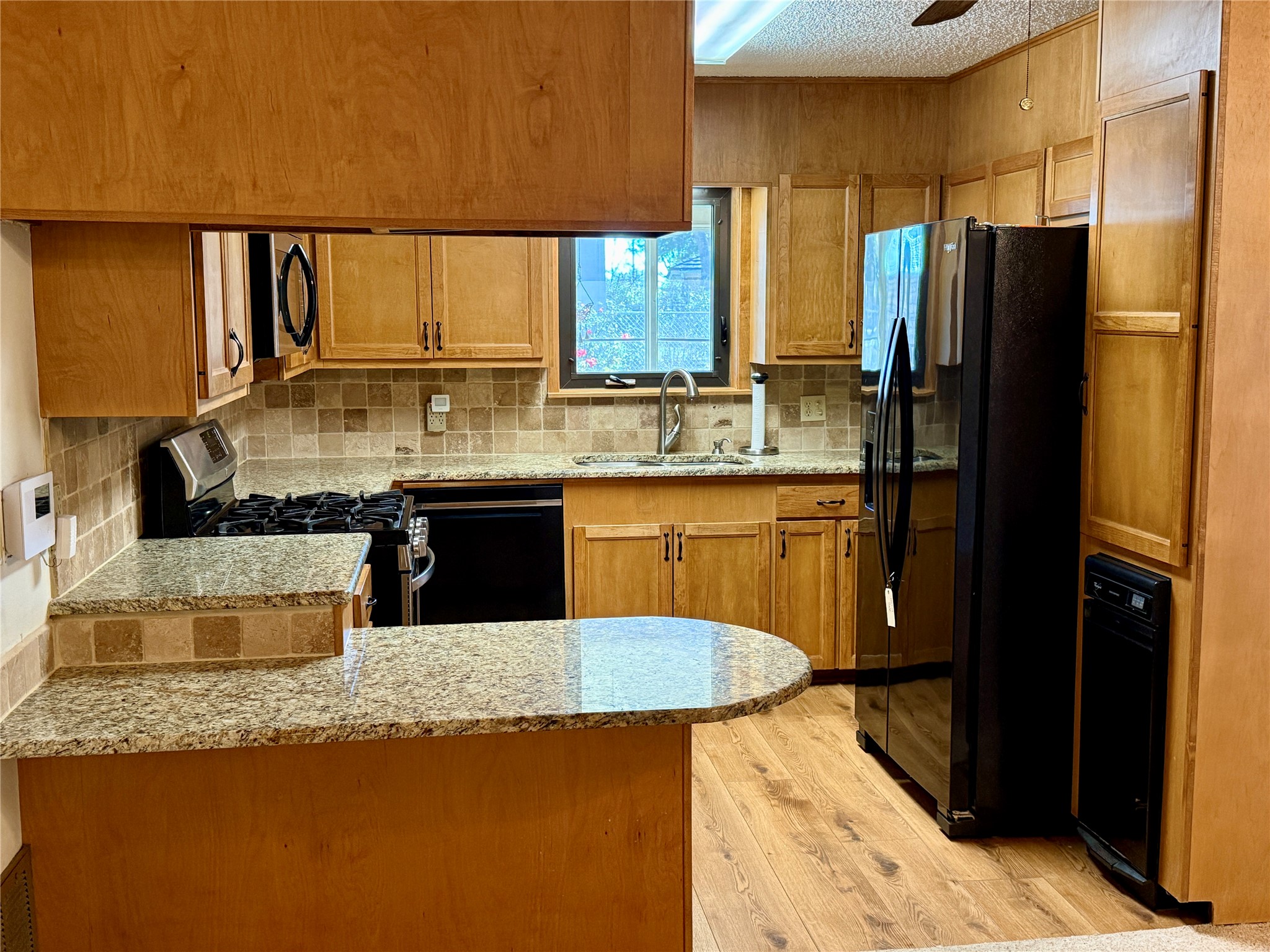 1401 W Hill Lane Coleman TX 76834