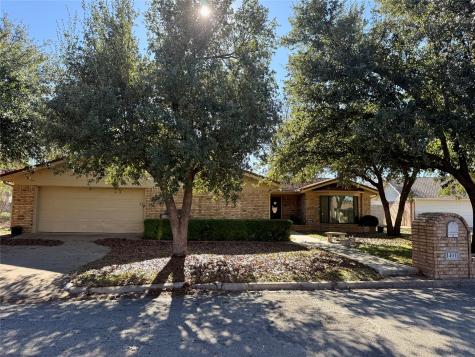 1401 W Hill Lane Coleman TX 76834