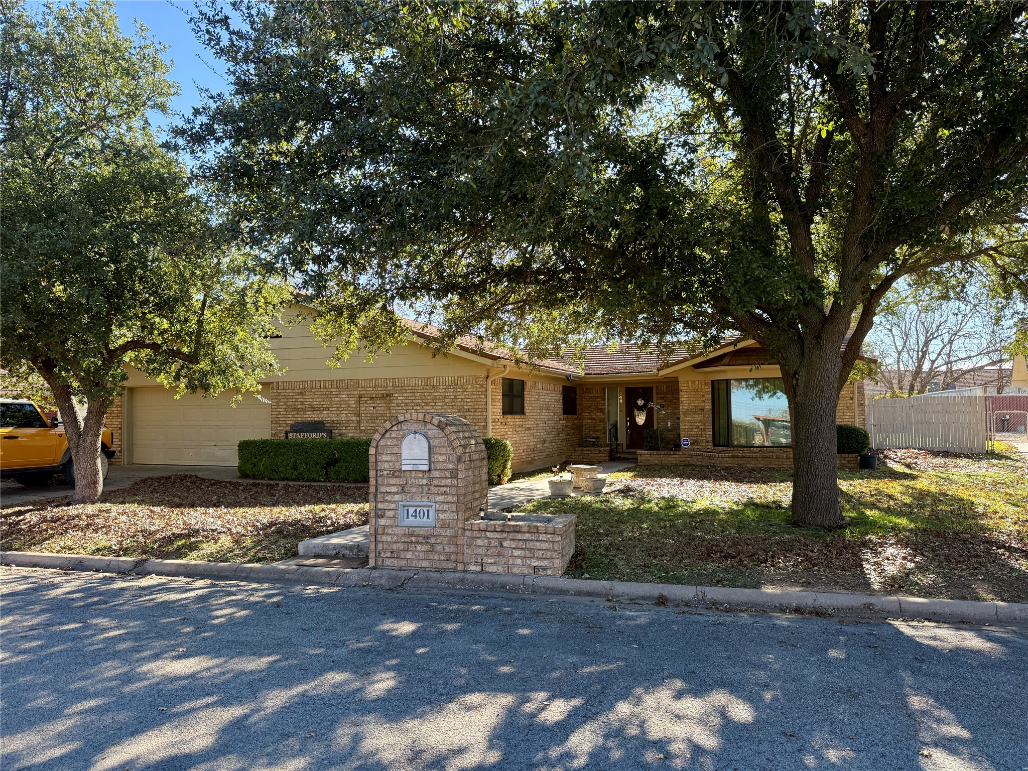 1401 W Hill Lane Coleman TX 76834