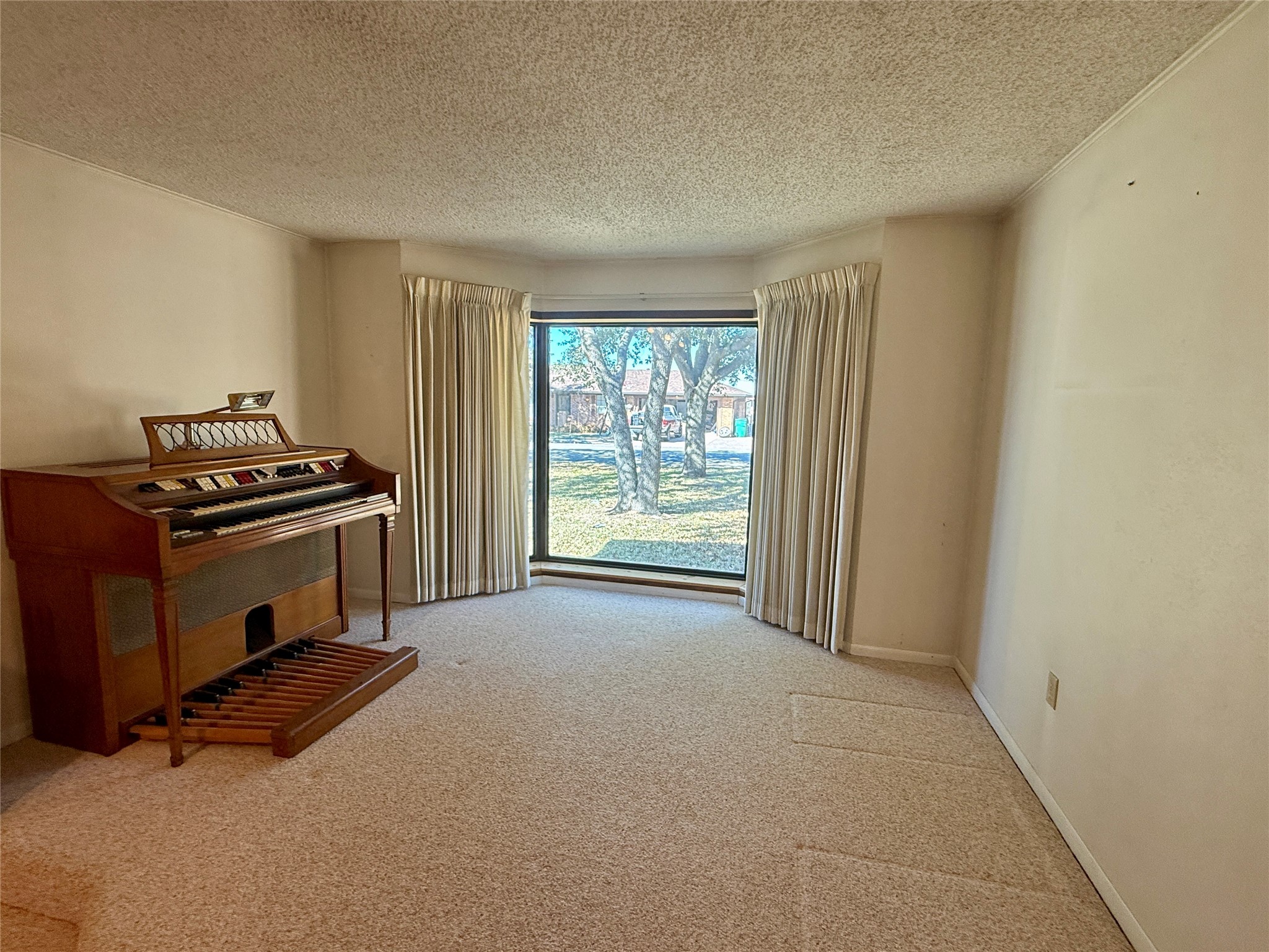 1401 W Hill Lane Coleman TX 76834