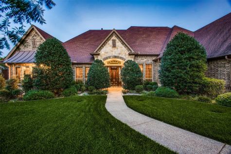 1045 Peregrine Place Kennedale TX 76060