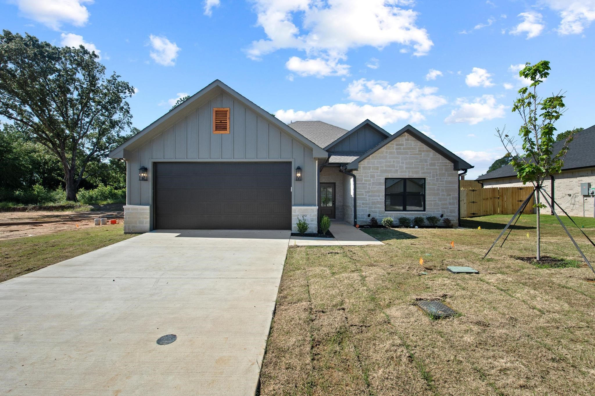 212 Central Park Court Athens TX 75751