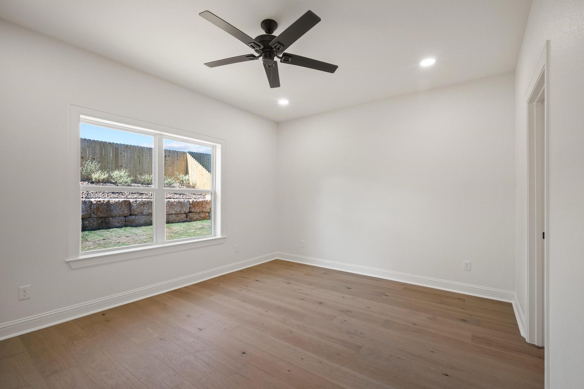 212 Central Park Court Athens TX 75751