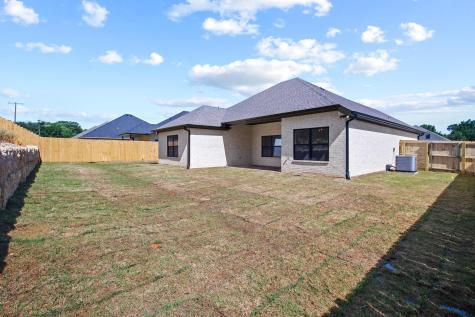212 Central Park Court Athens TX 75751