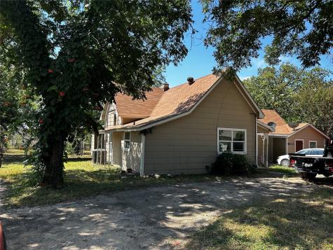 910 W Long Street Stephenville TX 76401