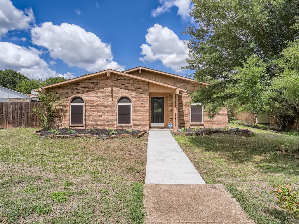 645 Priscilla Lane Desoto TX 75115