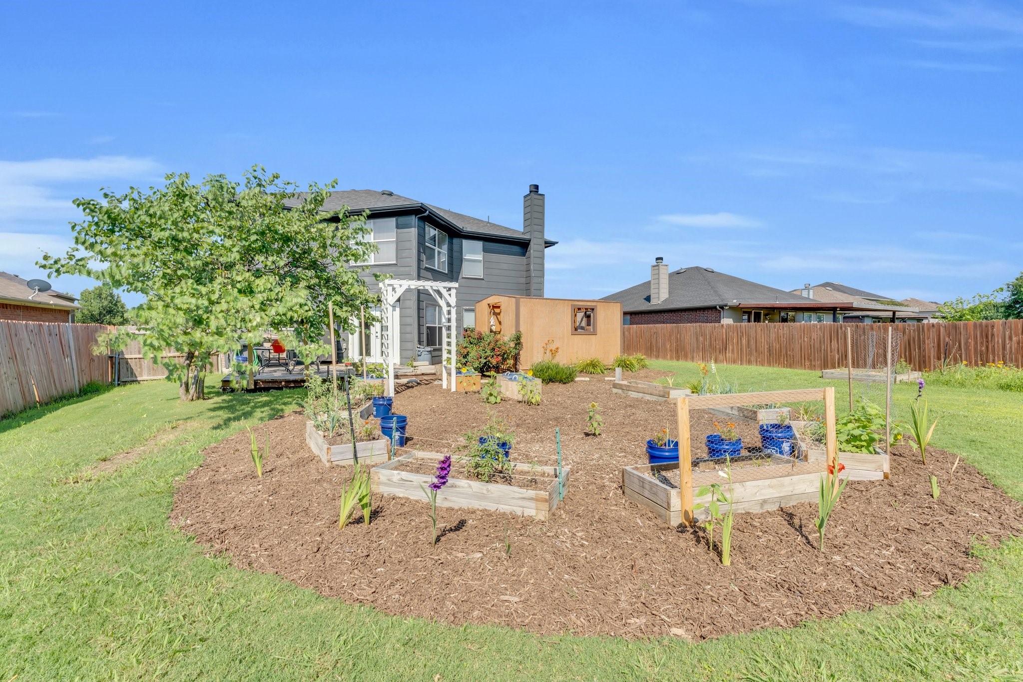 207 Vivian Drive Waxahachie TX 75165