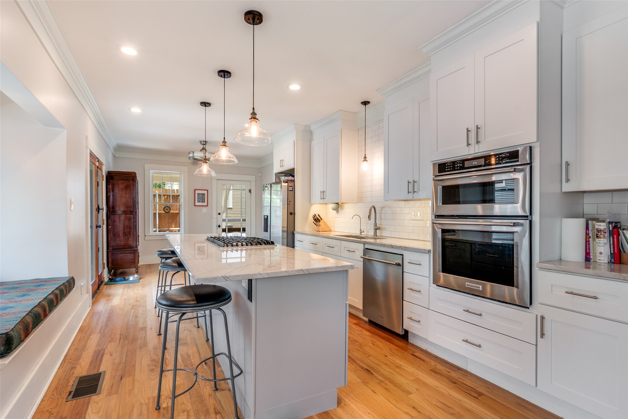 4933 Victor Street Dallas TX 75214