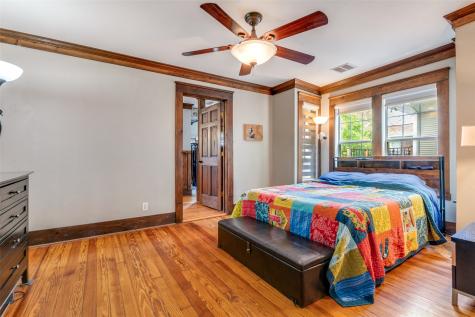 4933 Victor Street Dallas TX 75214