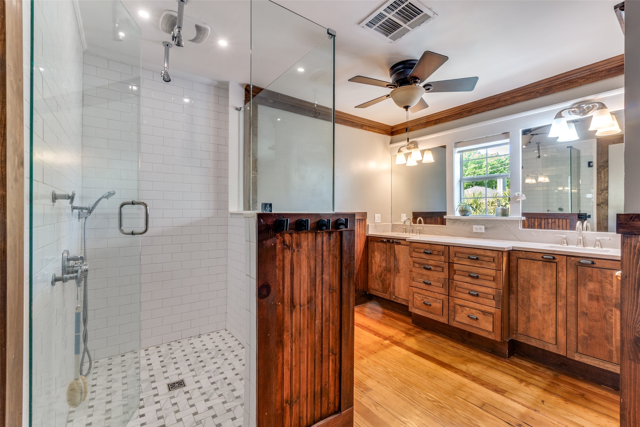 4933 Victor Street Dallas TX 75214