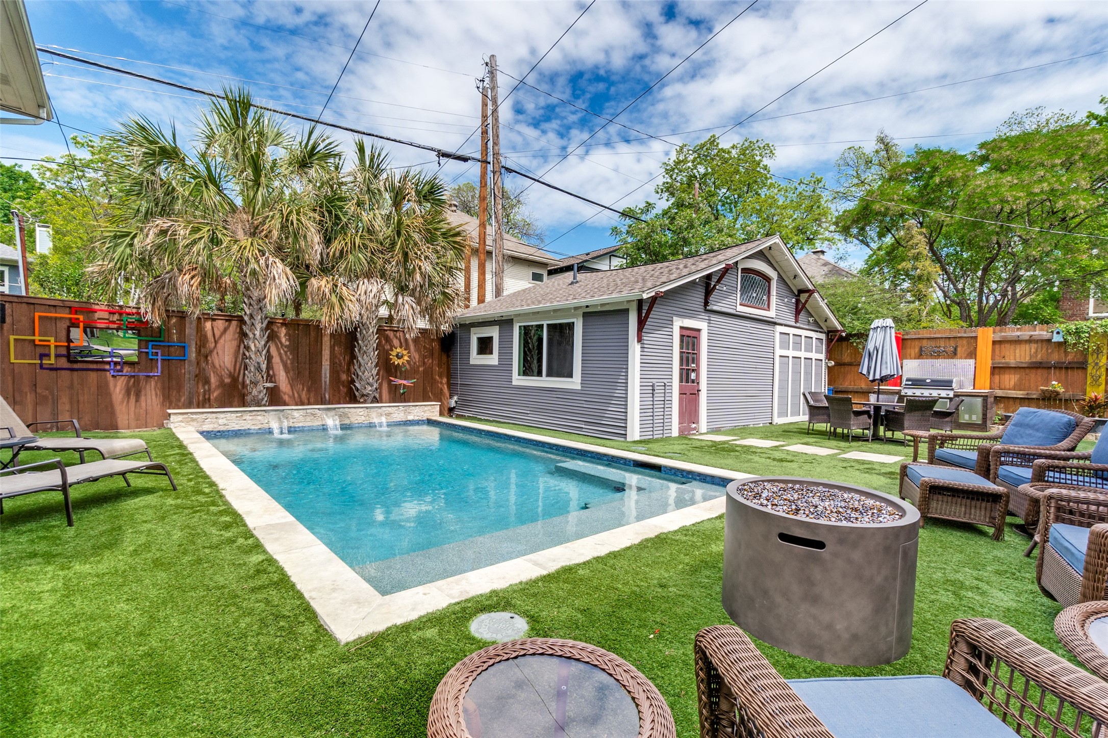 4933 Victor Street Dallas TX 75214