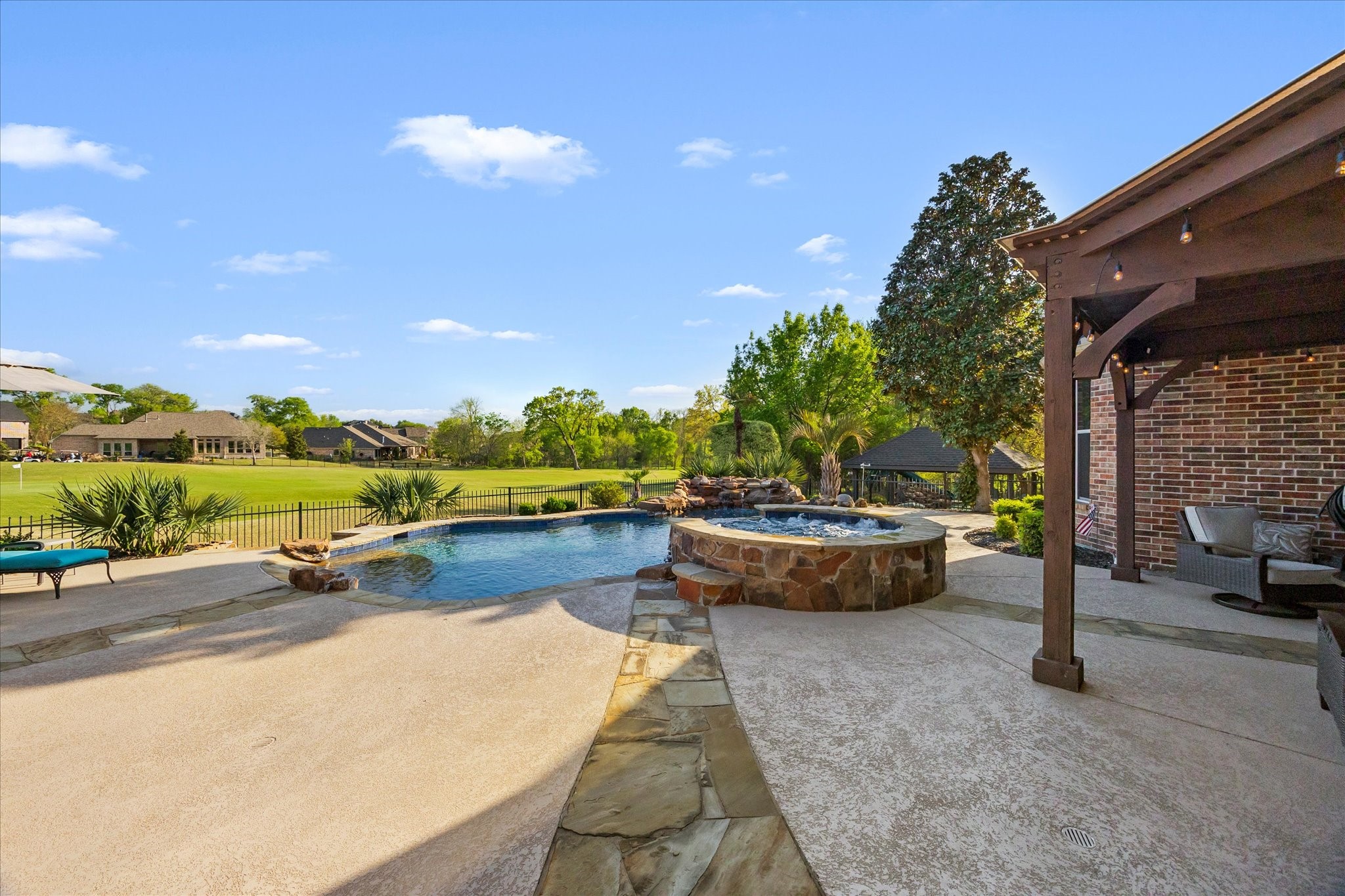 806 Eagle Pass Heath TX 75032