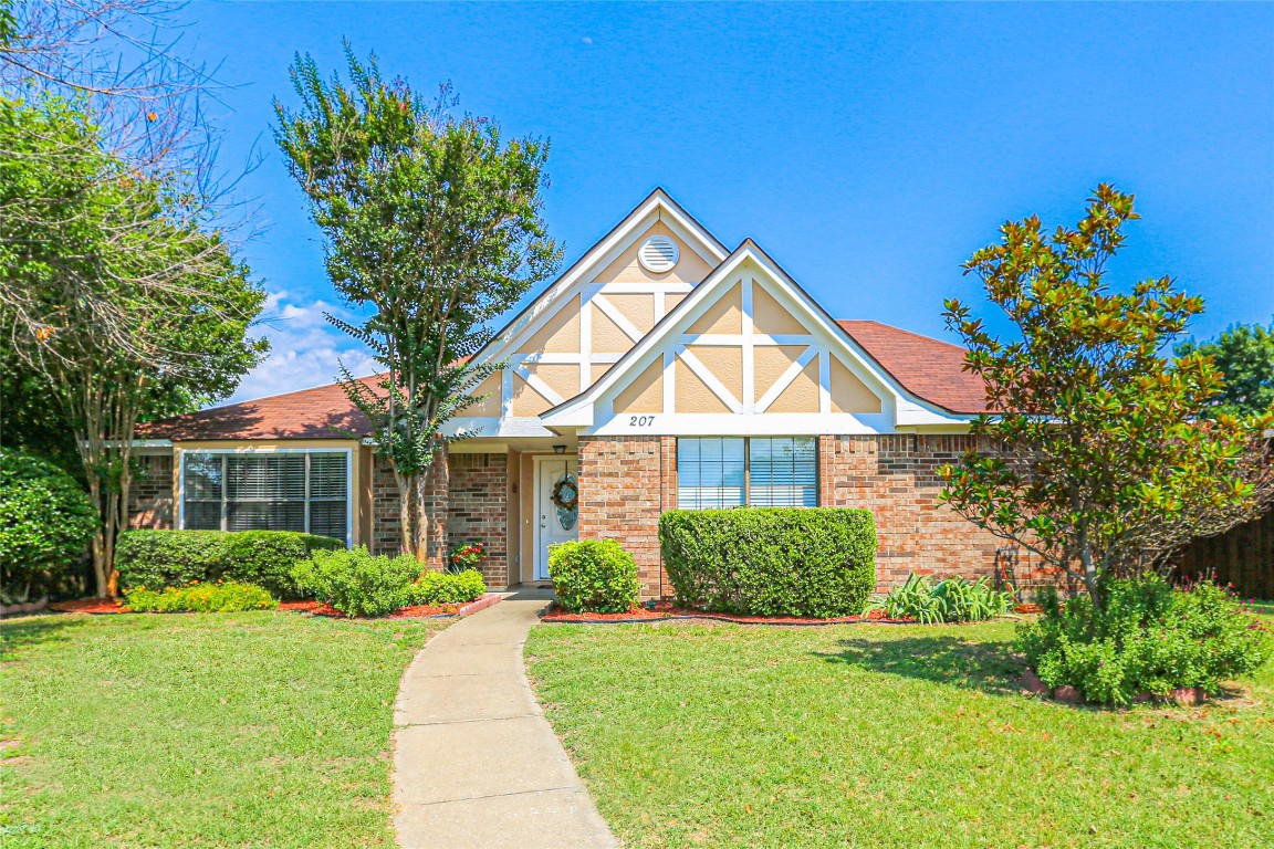 207 Carnation Drive Allen TX 75002