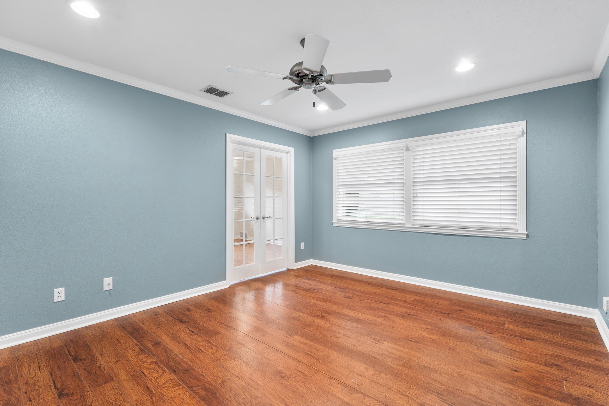3909 Clayton Road E Fort Worth TX 76116