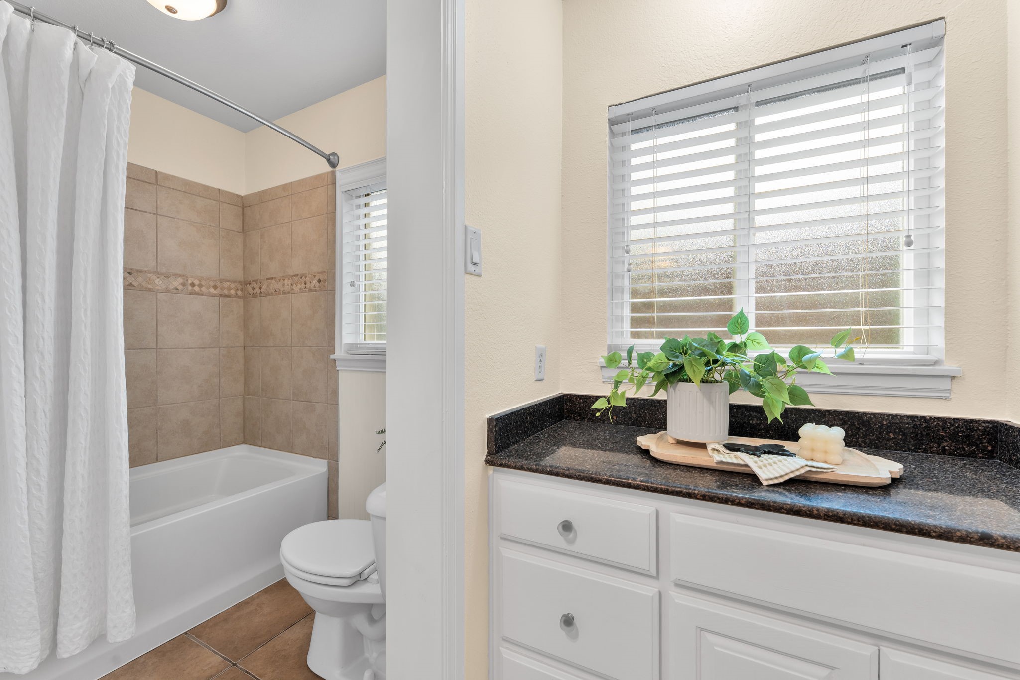 3909 Clayton Road E Fort Worth TX 76116