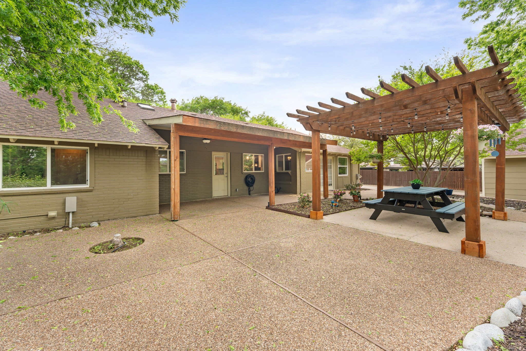 3909 Clayton Road E Fort Worth TX 76116