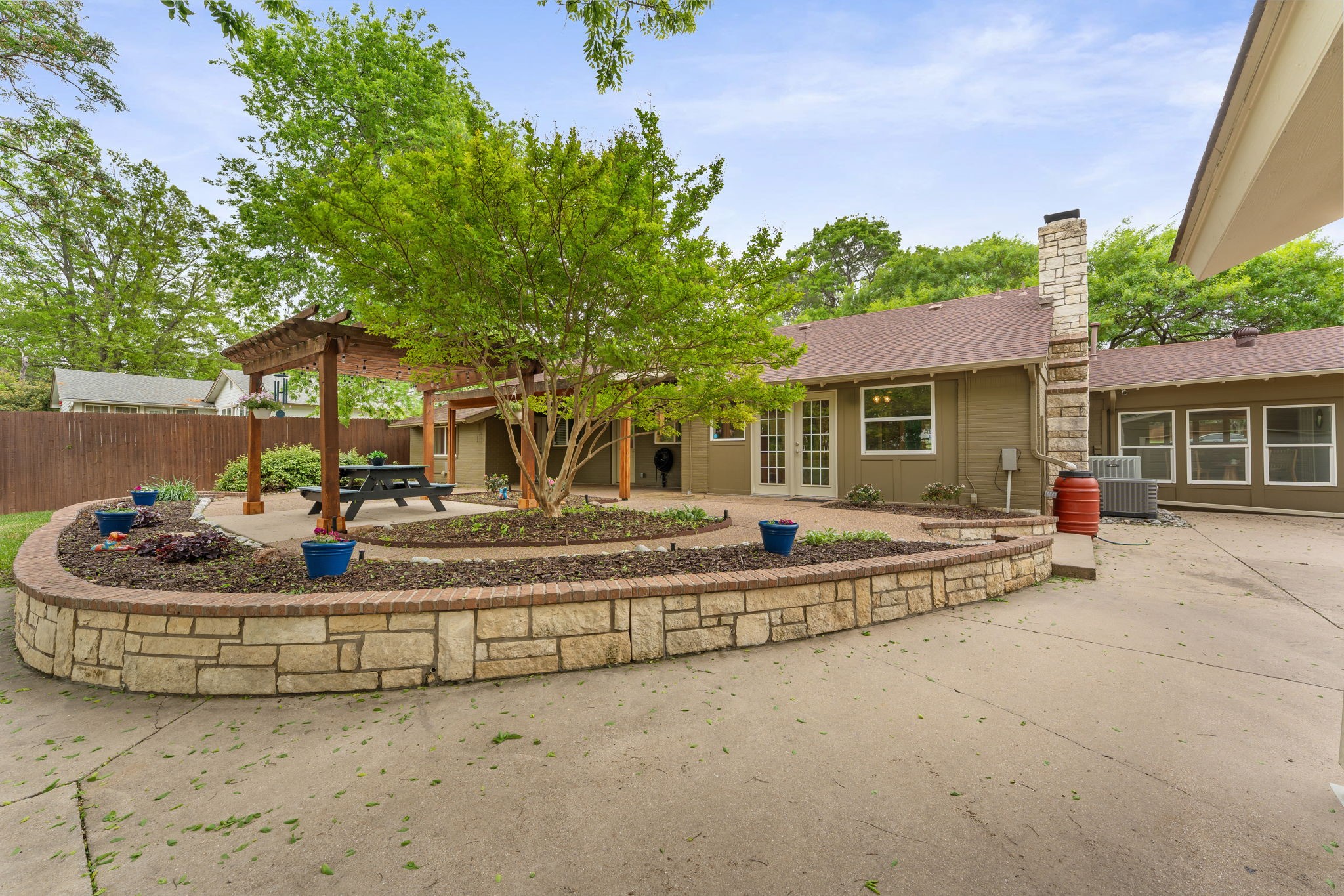 3909 Clayton Road E Fort Worth TX 76116