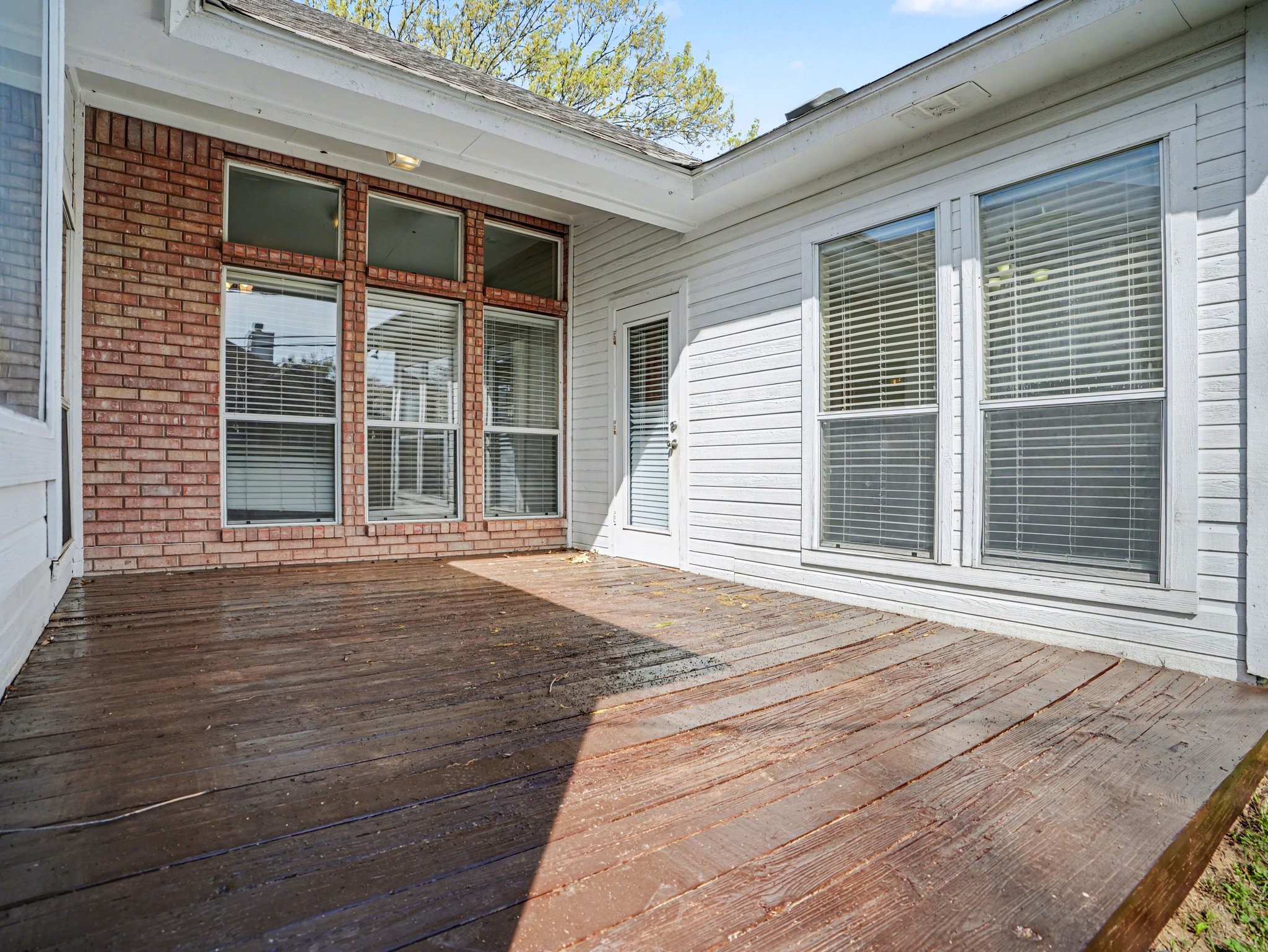 4915 Arborgate Drive Arlington TX 76017